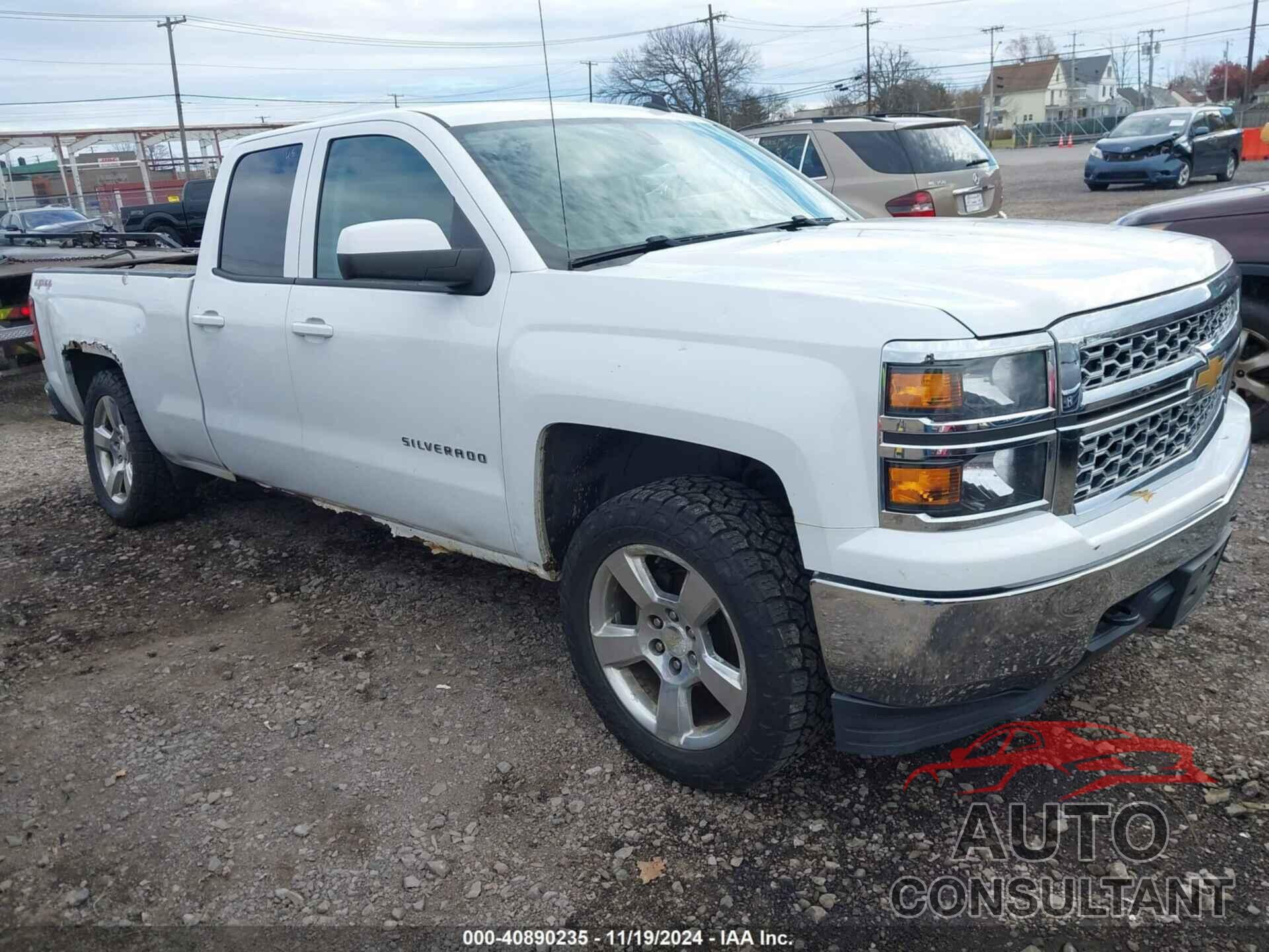 CHEVROLET SILVERADO 1500 2014 - 1GCVKREC5EZ124792