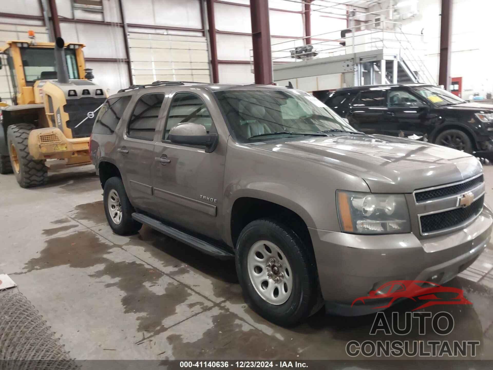 CHEVROLET TAHOE 2011 - 1GNSKBE00BR381295