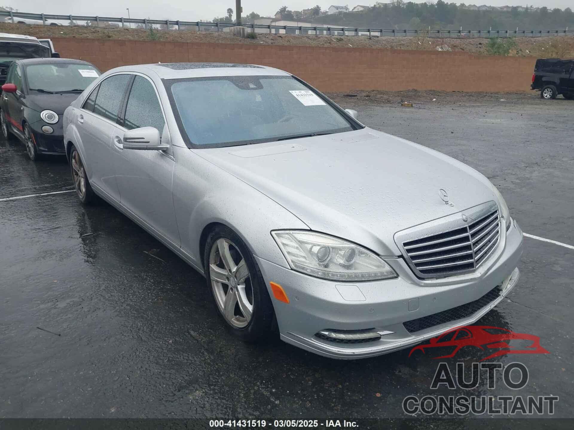 MERCEDES-BENZ S 550 2010 - WDDNG7BB6AA338951