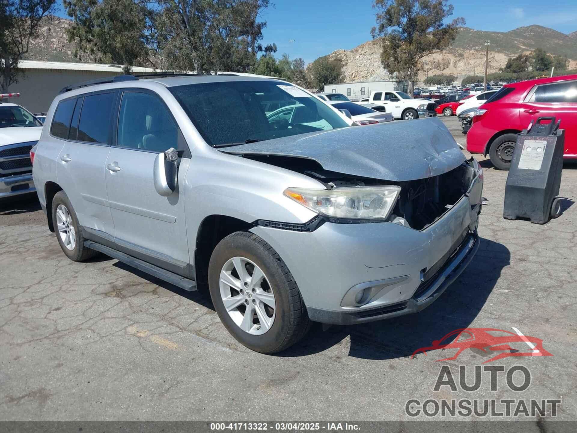 TOYOTA HIGHLANDER 2011 - 5TDBK3EH2BS060560