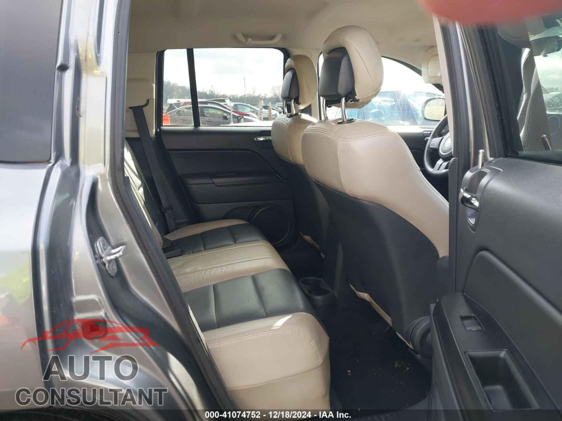 JEEP COMPASS 2011 - 1J4NF1FB2BD281534