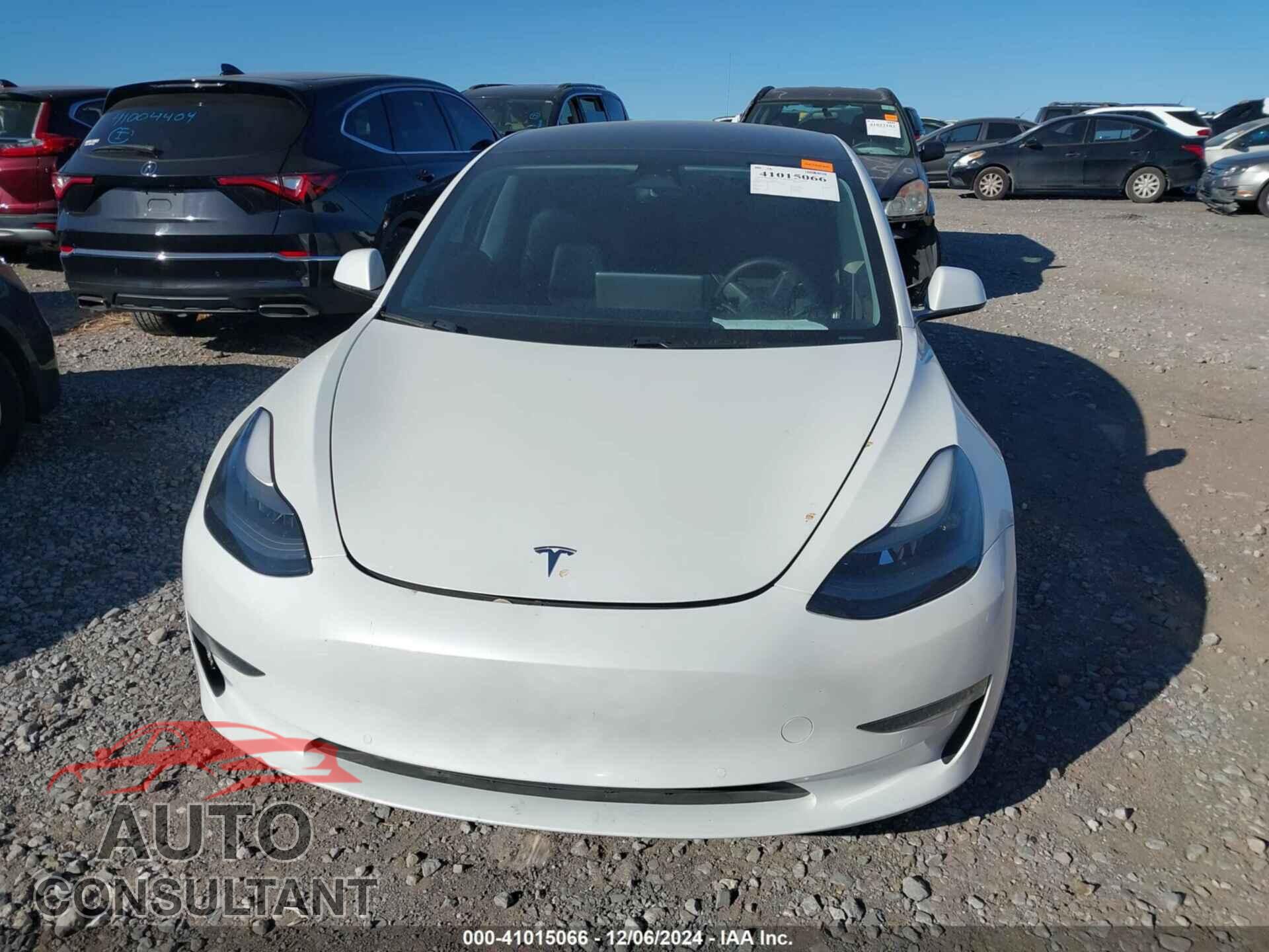 TESLA MODEL 3 2021 - 5YJ3E1EB5MF035624