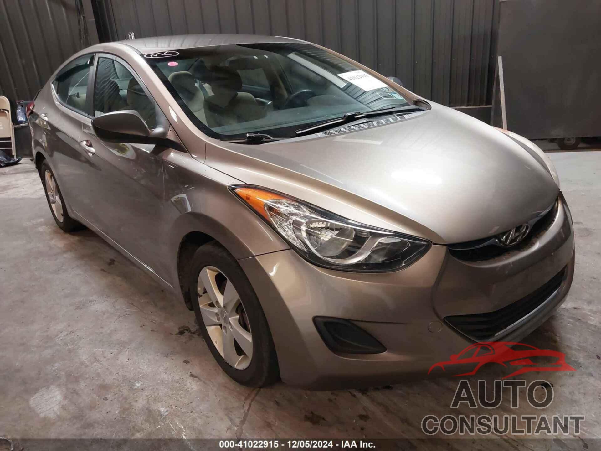 HYUNDAI ELANTRA 2013 - 5NPDH4AE1DH391194