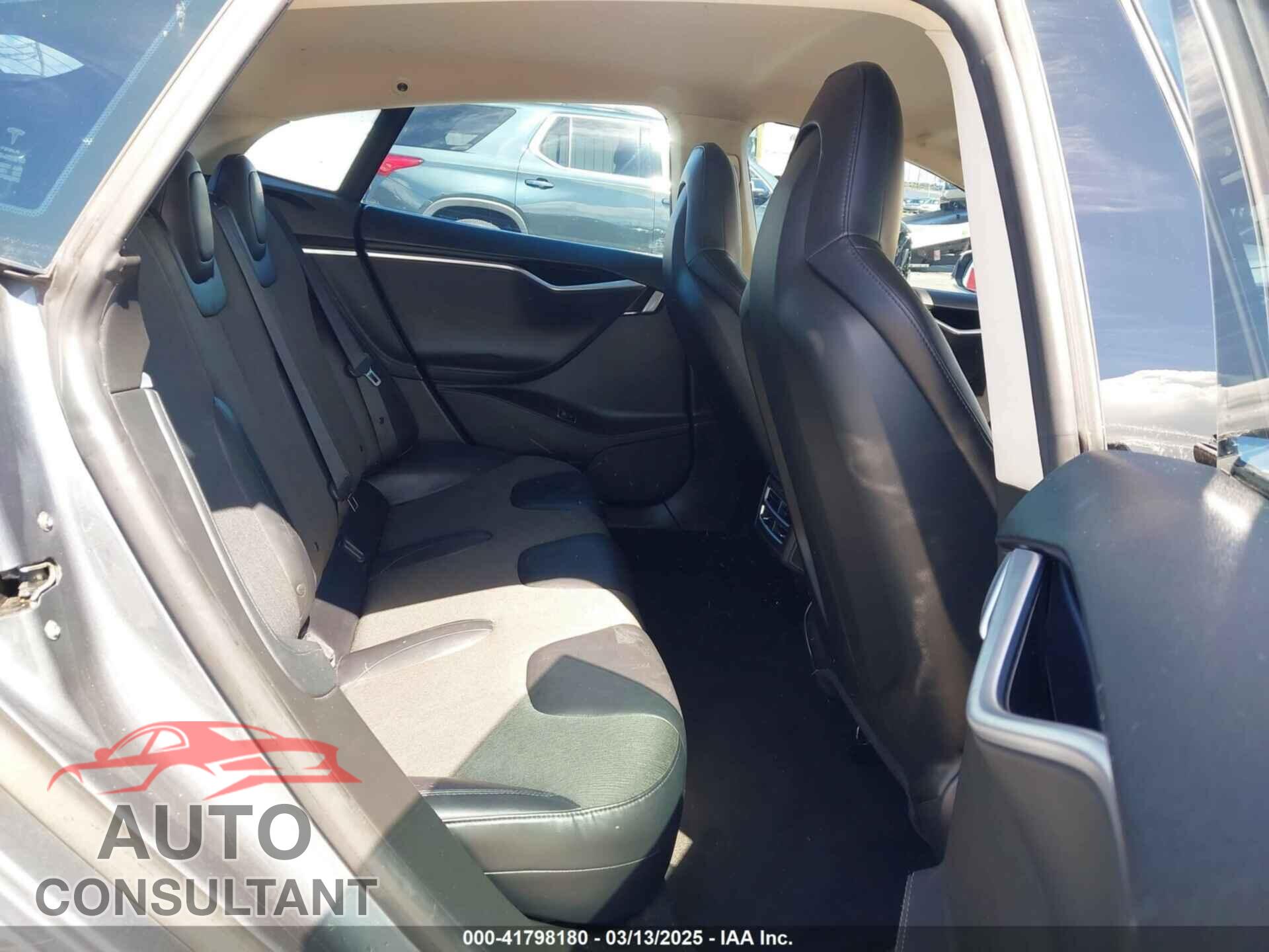 TESLA MODEL S 2014 - 5YJSA1S15EFP29010