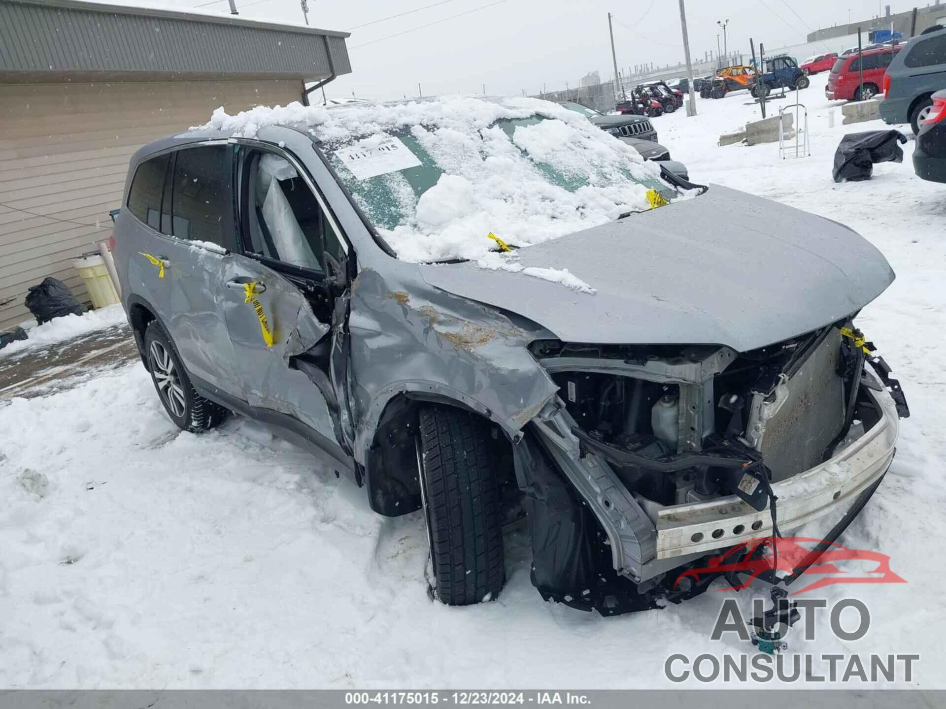 HONDA PILOT 2017 - 5FNYF6H52HB048908