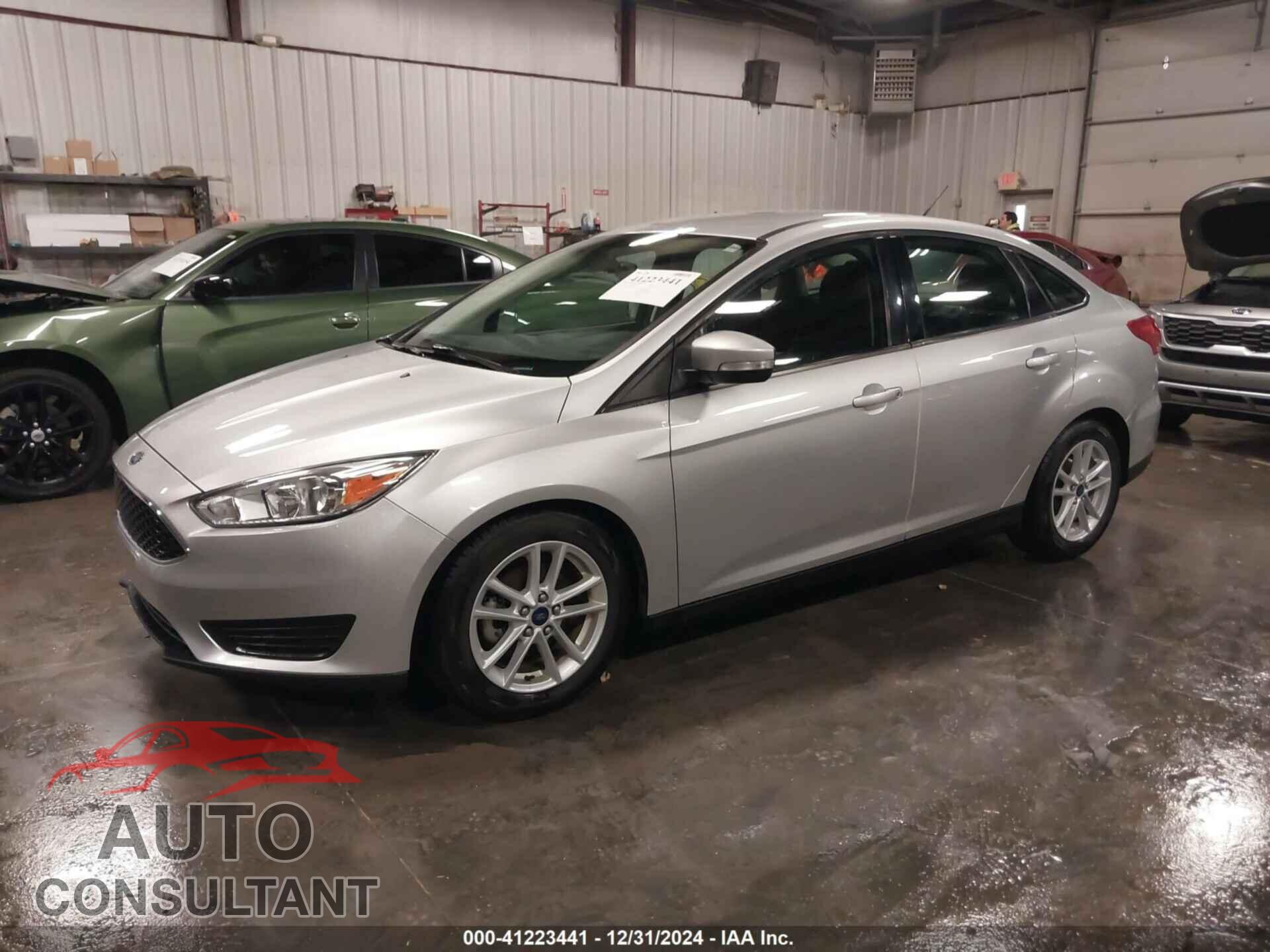 FORD FOCUS 2015 - 1FADP3F28FL357382