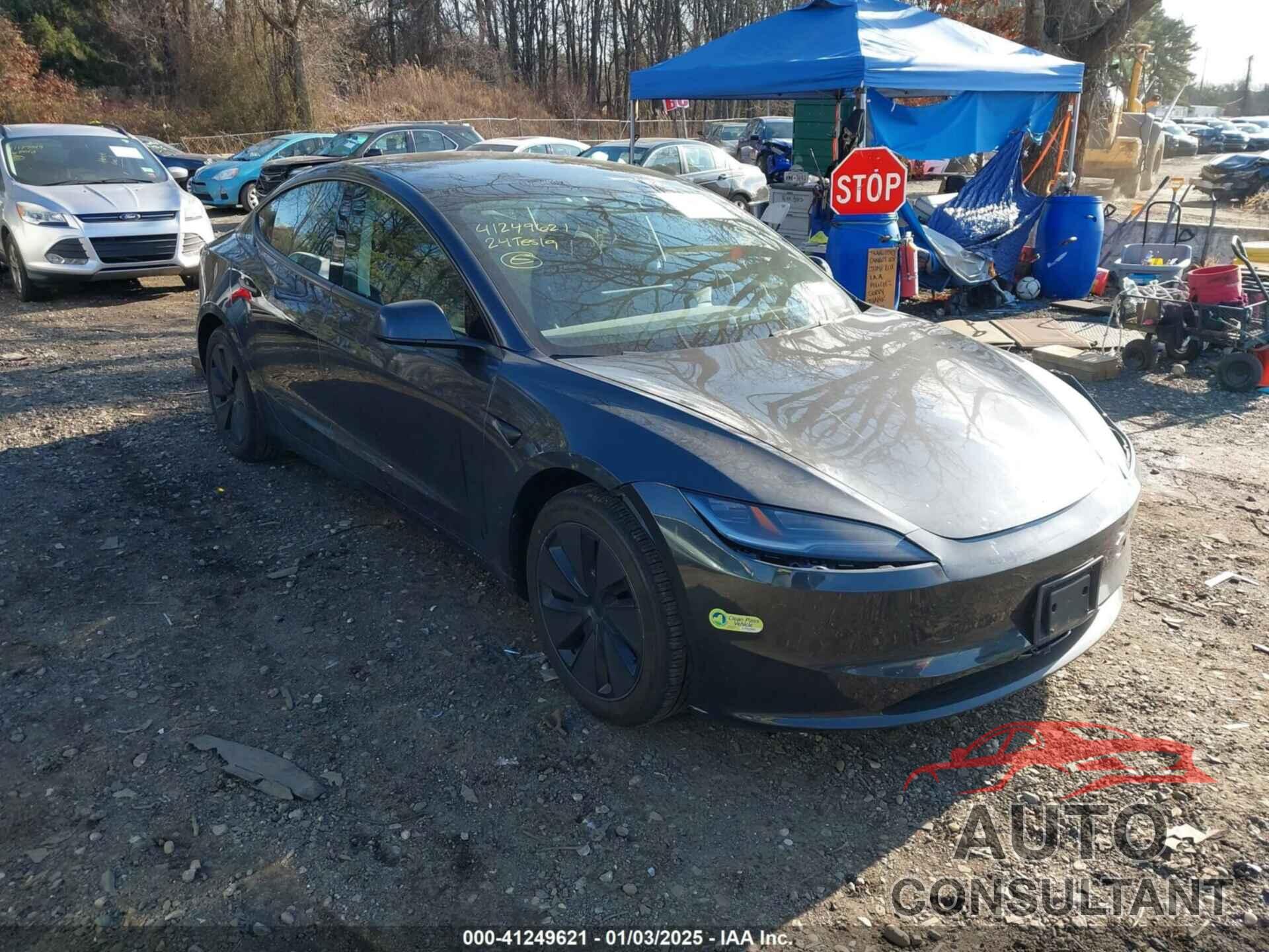 TESLA MODEL 3 2024 - 5YJ3E1EB3RF816150