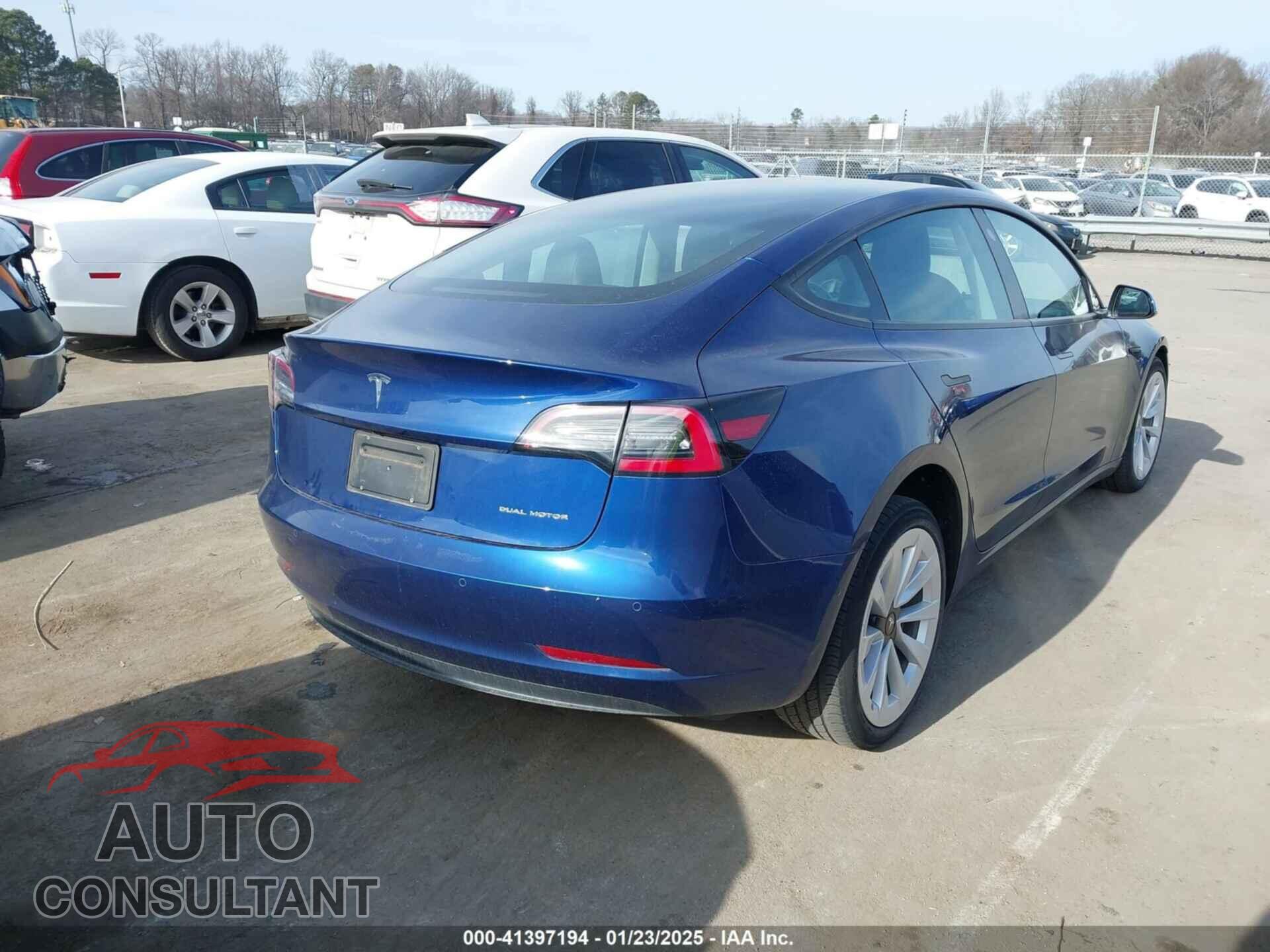 TESLA MODEL 3 2022 - 5YJ3E1EB3NF124075