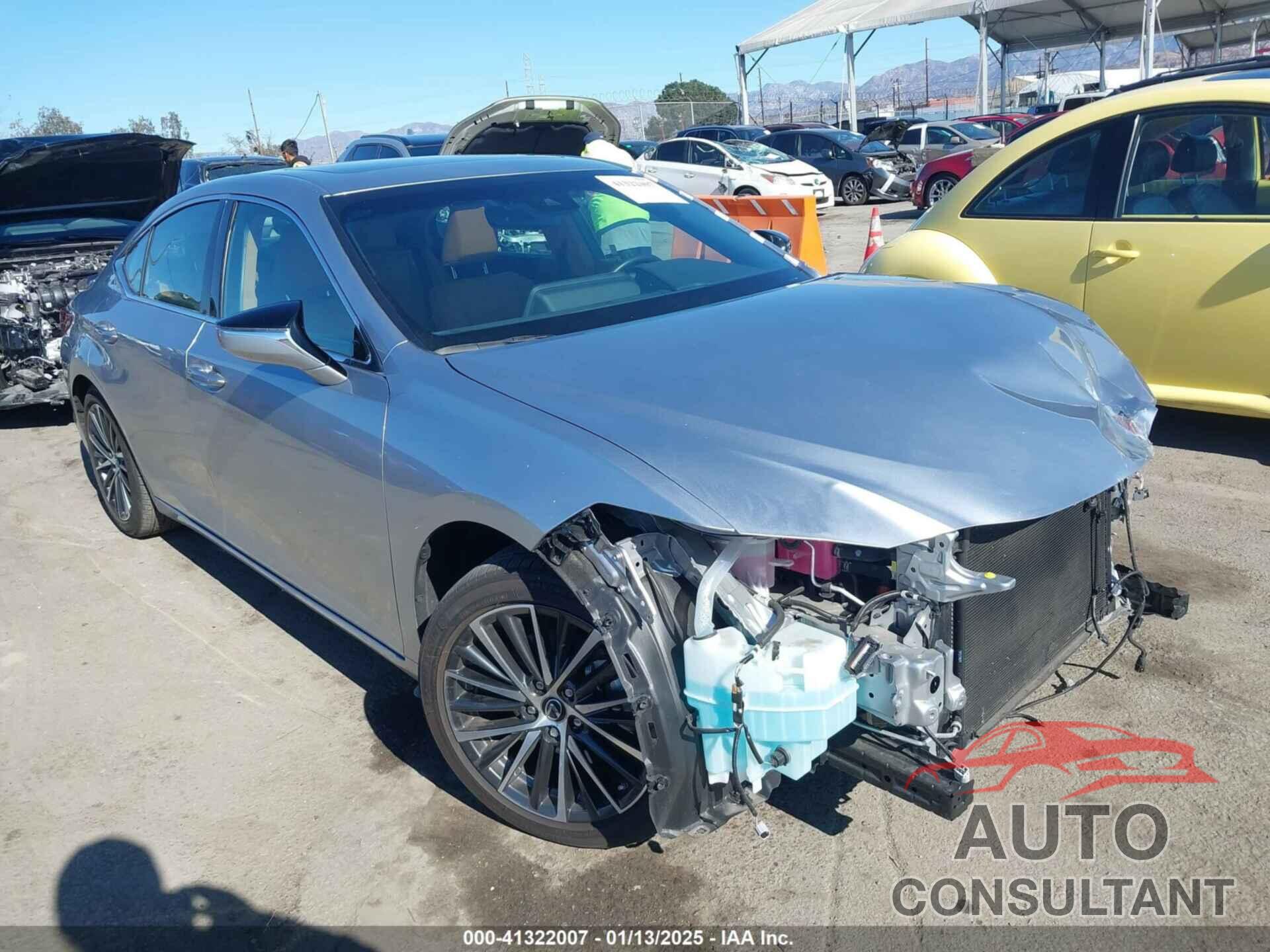 LEXUS ES 300H 2024 - 58ADA1C12RU042009