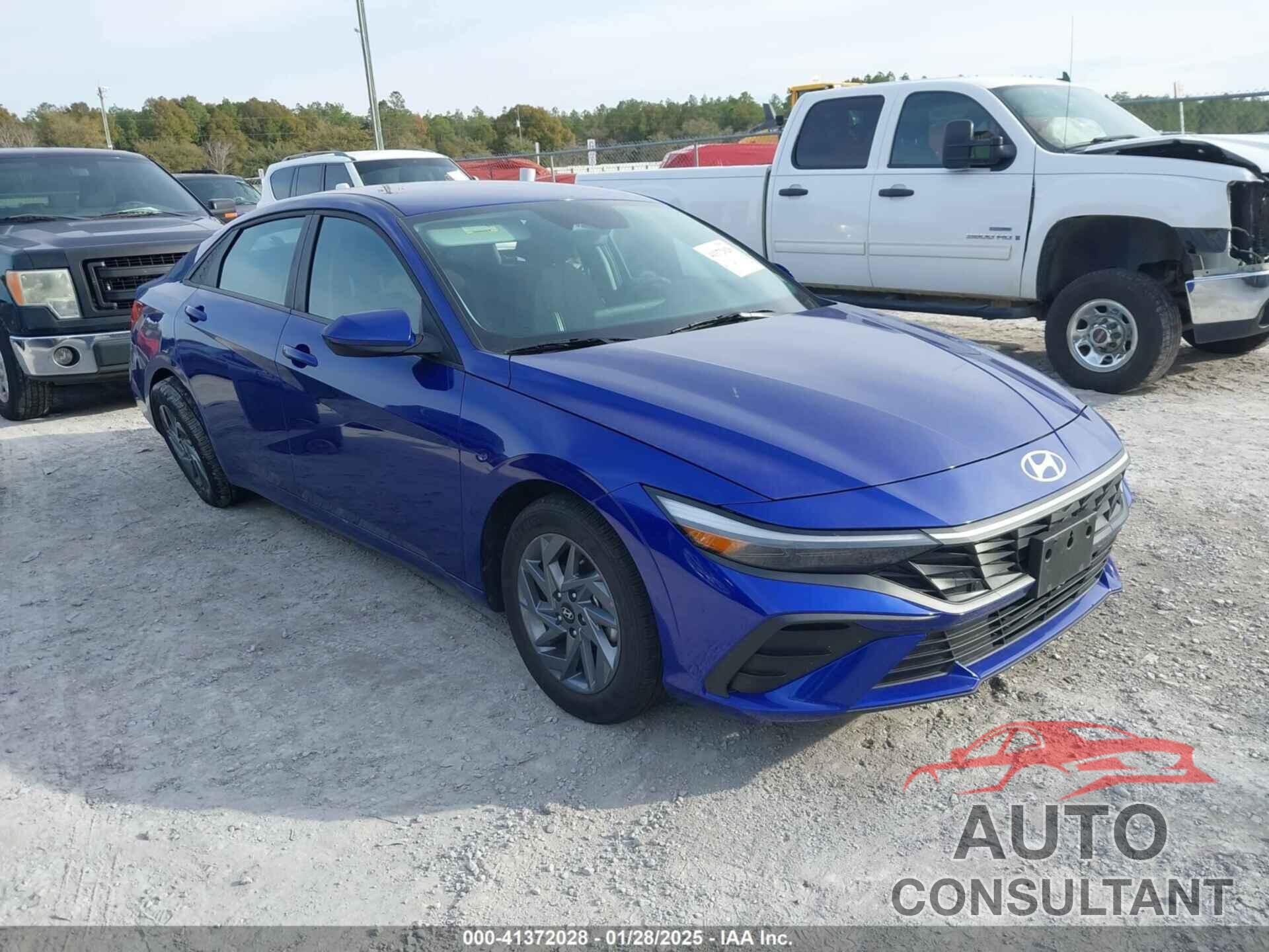 HYUNDAI ELANTRA 2024 - KMHLM4DG7RU754045