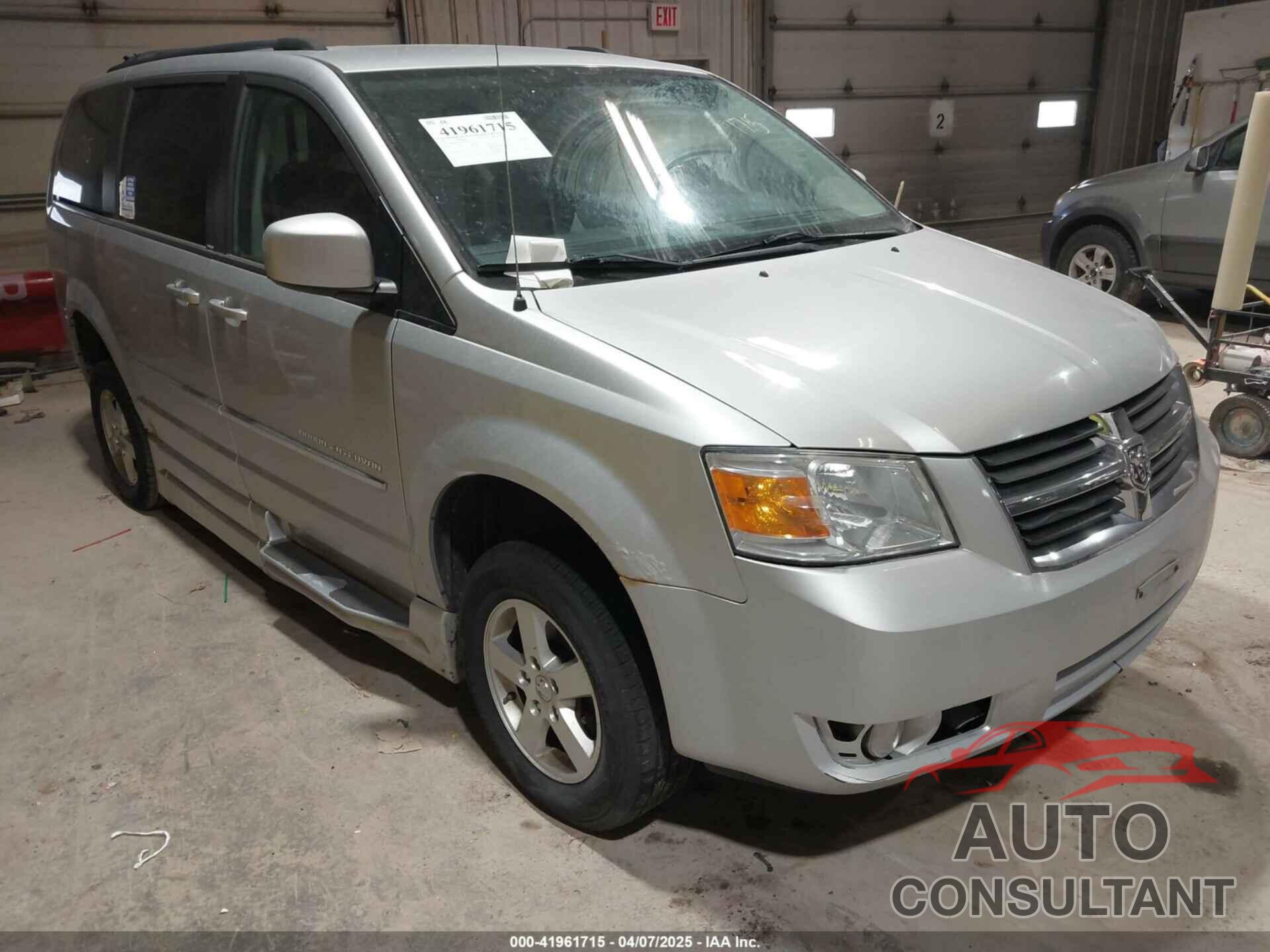 DODGE GRAND CARAVAN 2010 - 2D4RN5D16AR211738