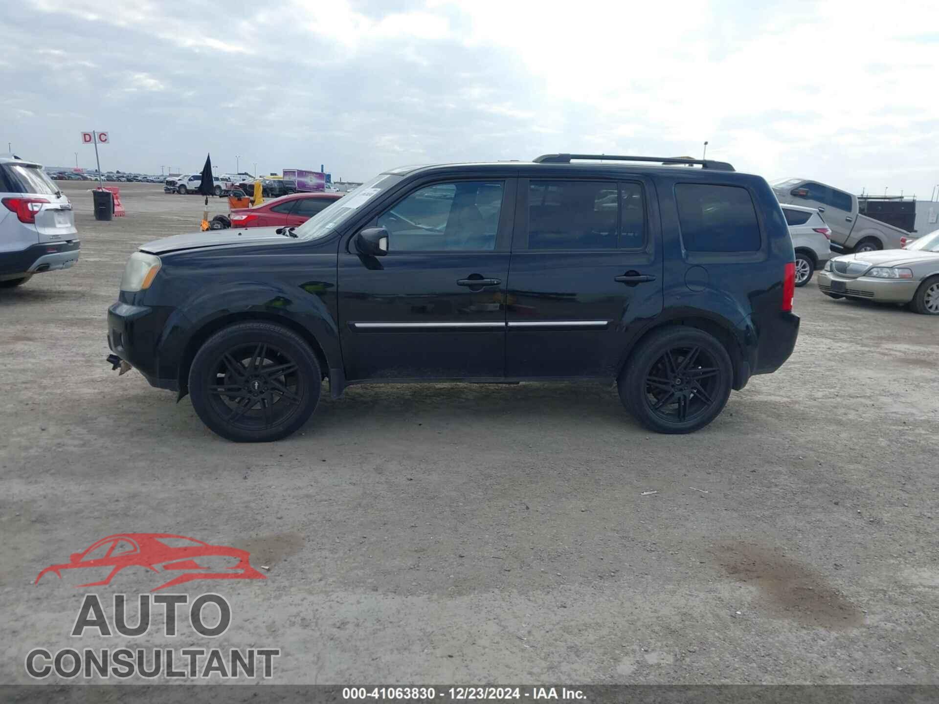HONDA PILOT 2011 - 5FNYF4H96BB089363