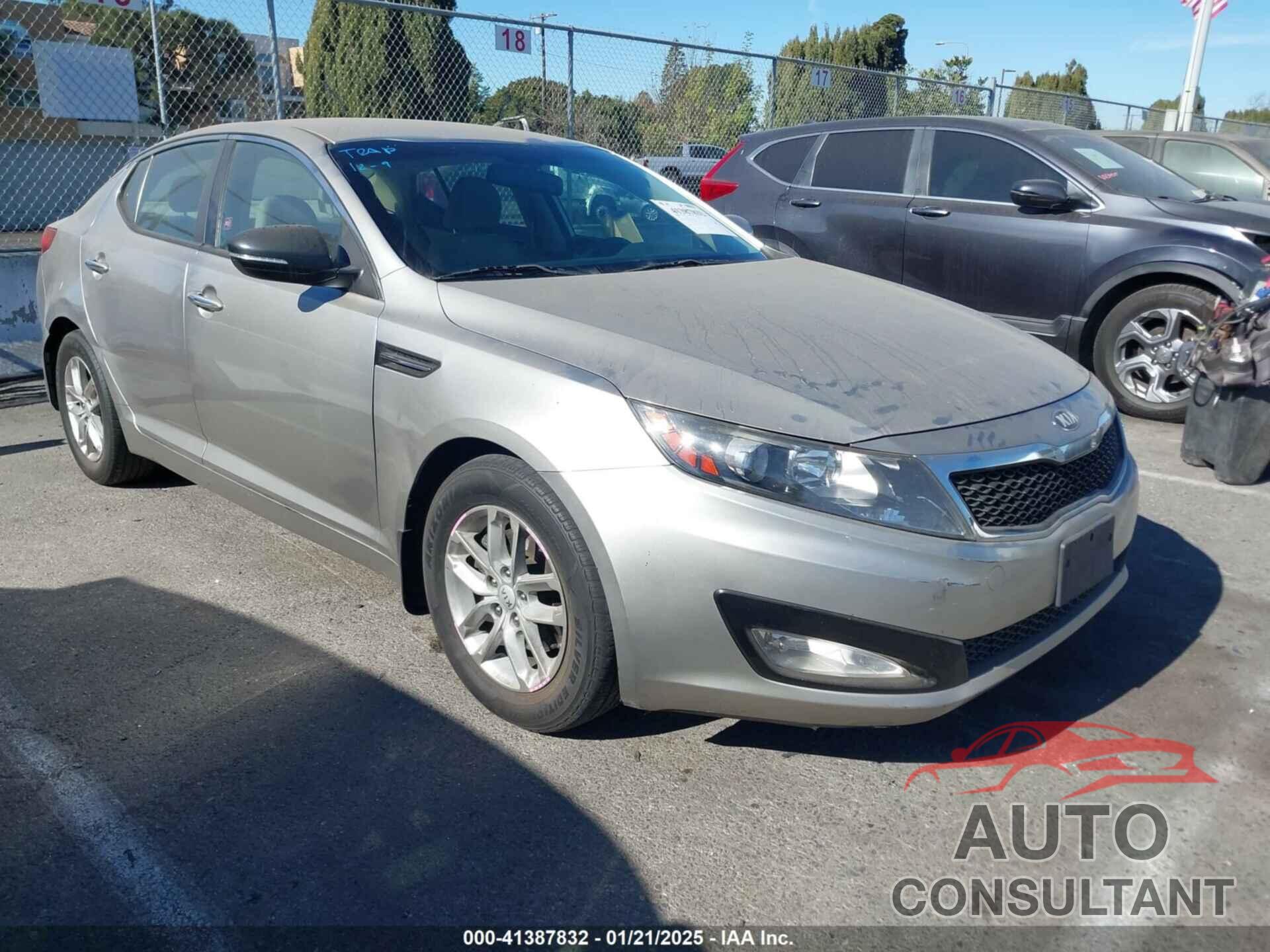 KIA OPTIMA 2013 - KNAGM4A77D5377324