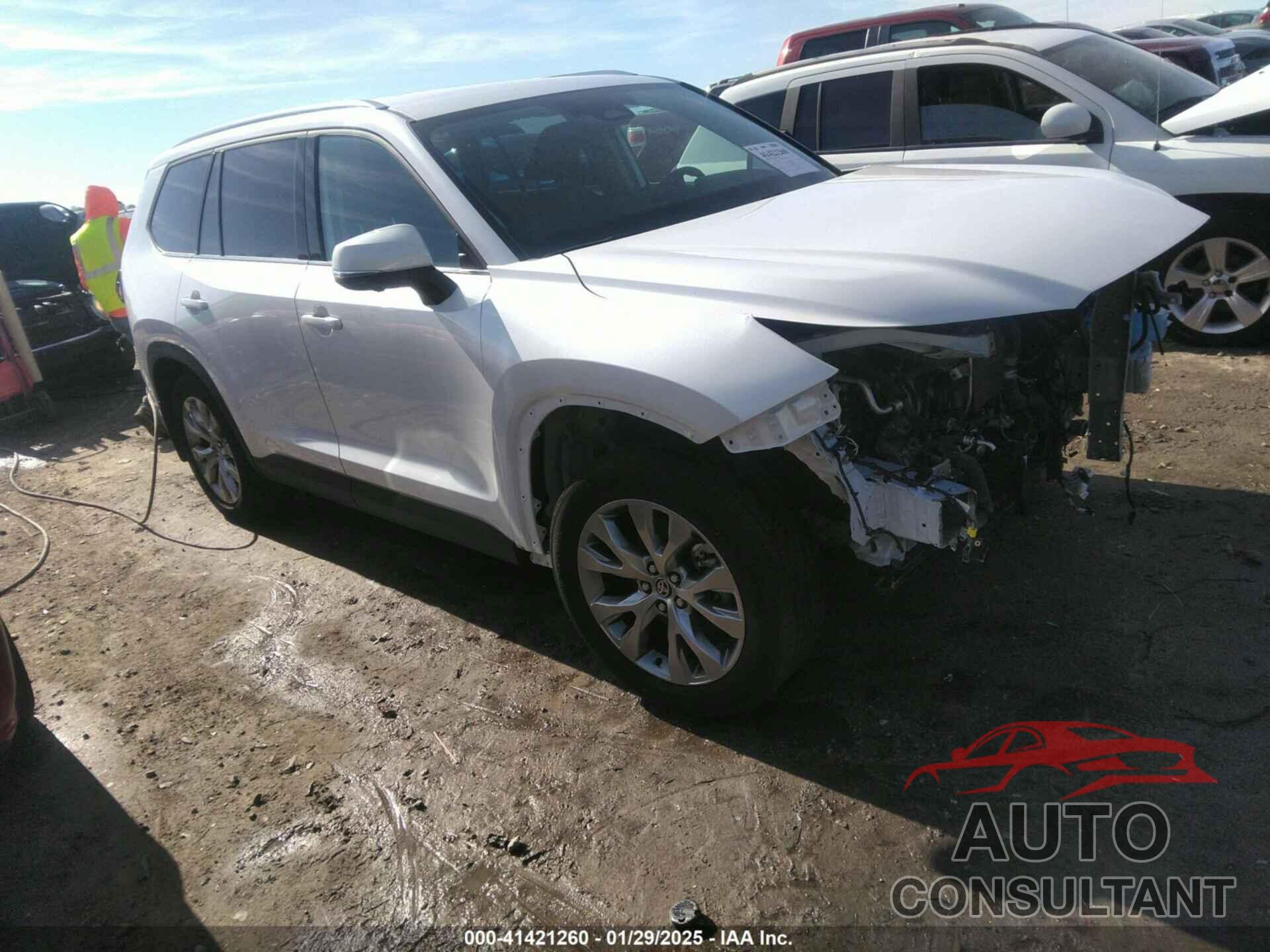 TOYOTA GRAND HIGHLANDER 2024 - 5TDAAAA51RS004067