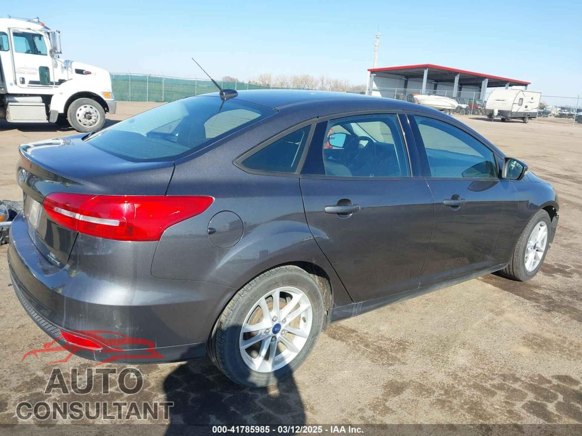 FORD FOCUS 2016 - 1FADP3F21GL212718