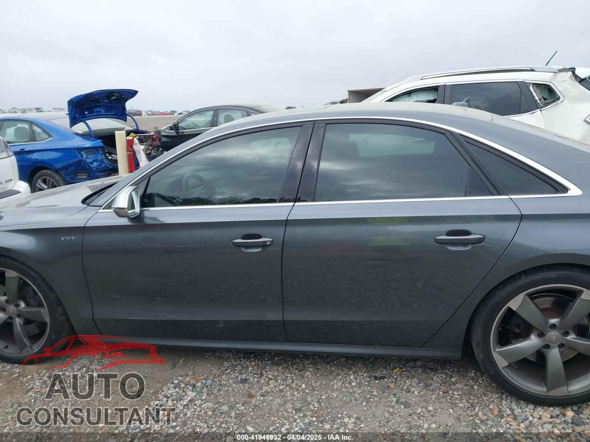AUDI S8 2013 - WAUD2AFD1DN030416
