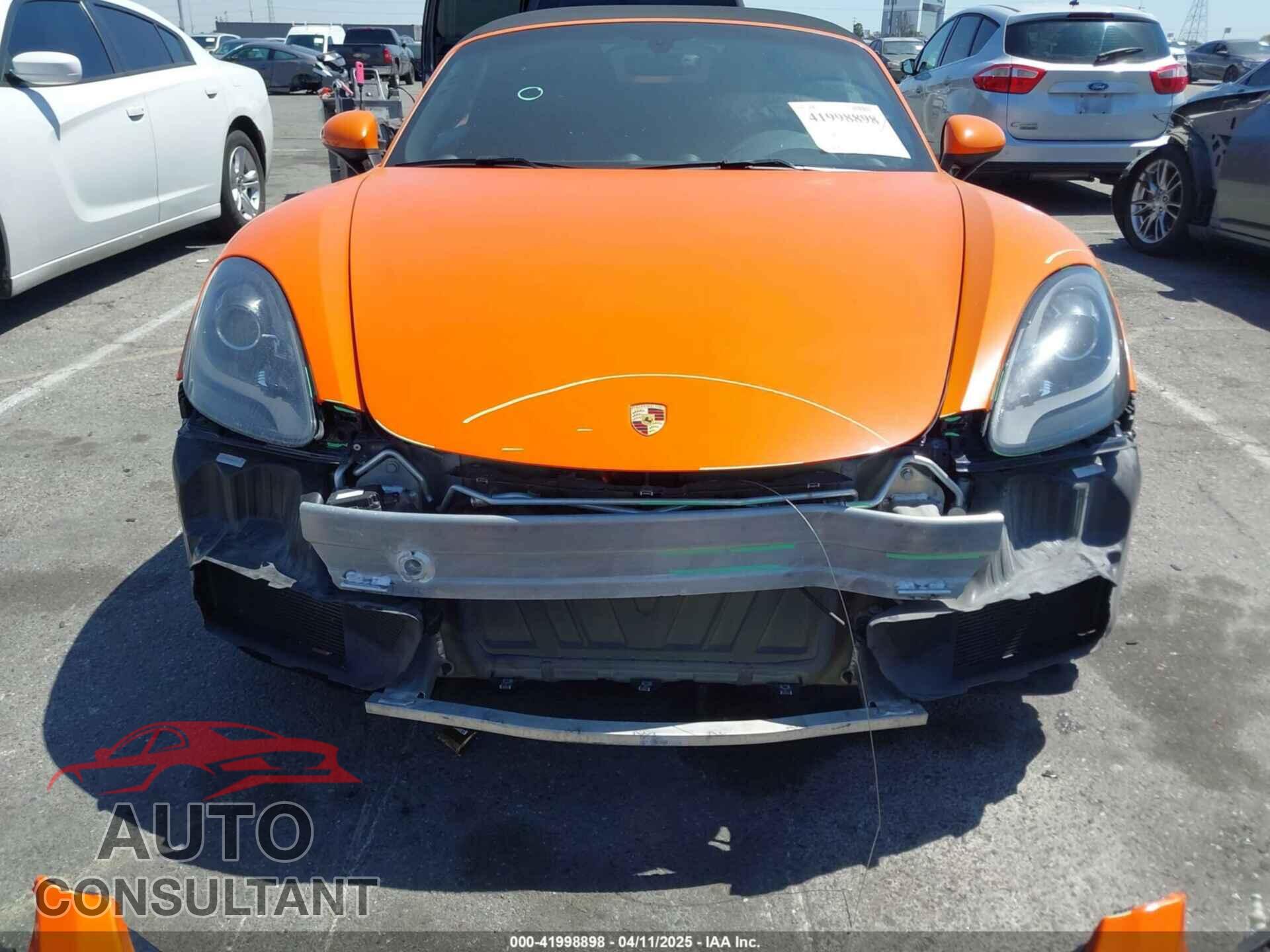 PORSCHE 718 BOXSTER 2018 - WP0CA2A81JS210719