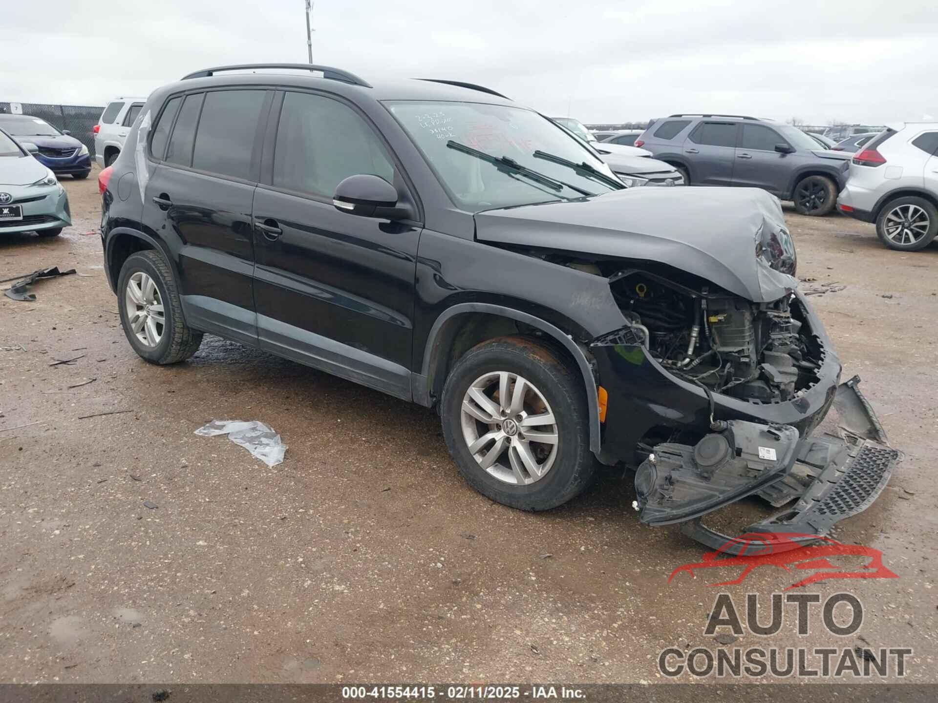 VOLKSWAGEN TIGUAN 2016 - WVGAV7AX5GW577538