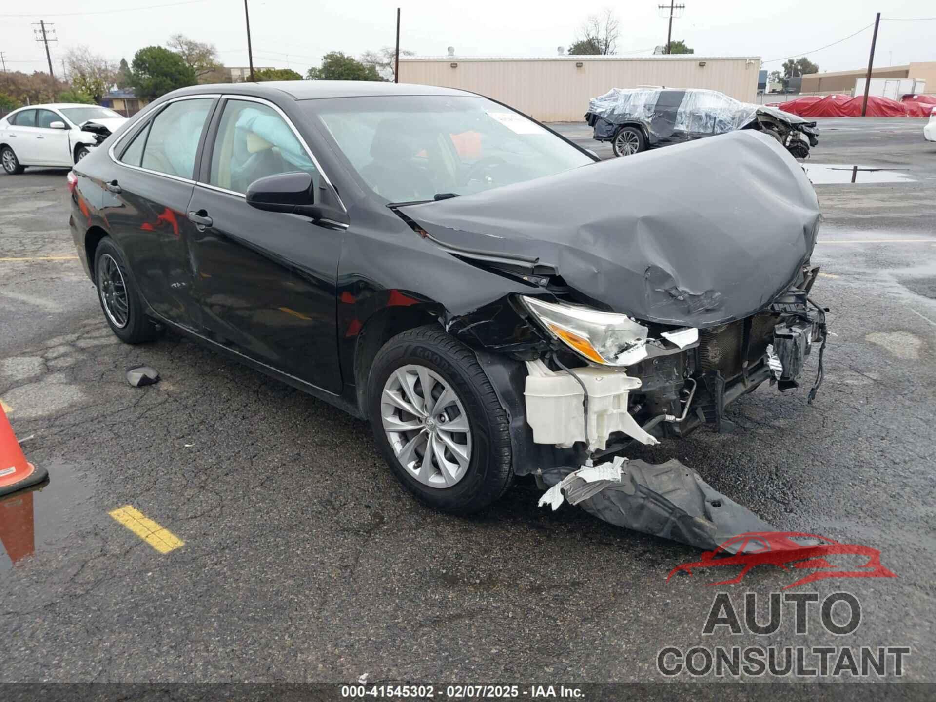 TOYOTA CAMRY 2015 - 4T4BF1FK1FR455948