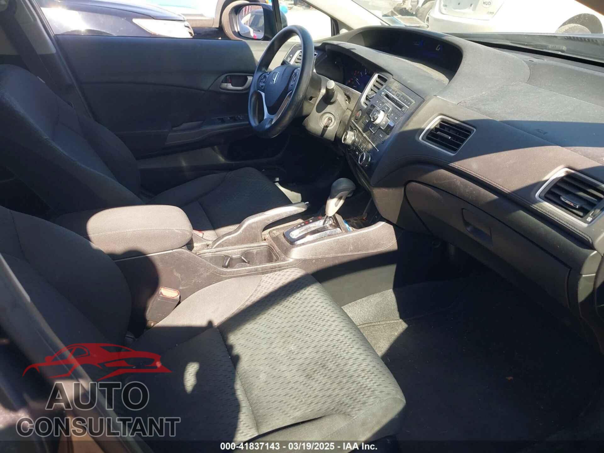 HONDA CIVIC 2015 - 19XFB2F50FE285186