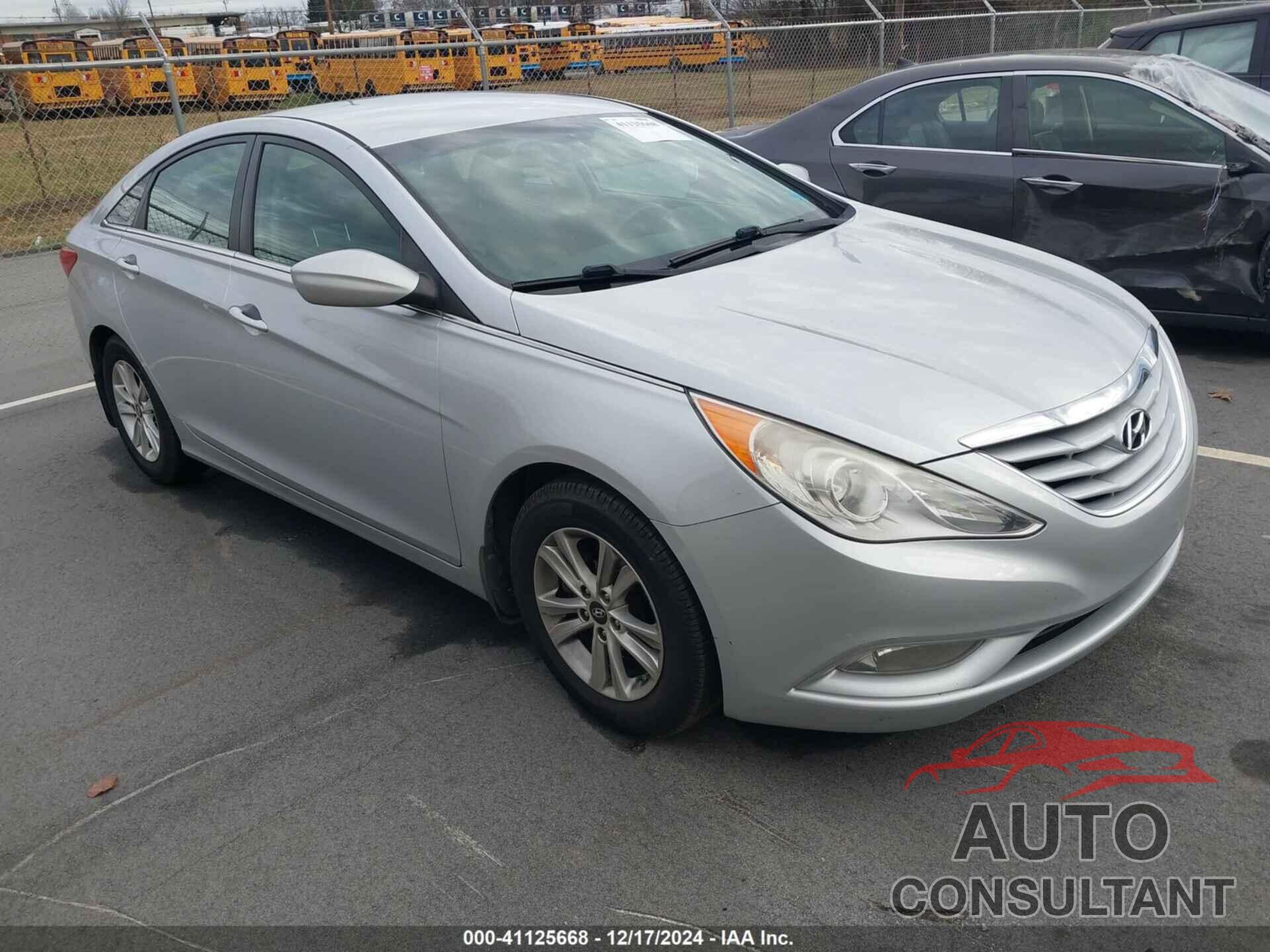 HYUNDAI SONATA 2013 - 5NPEB4AC1DH609459