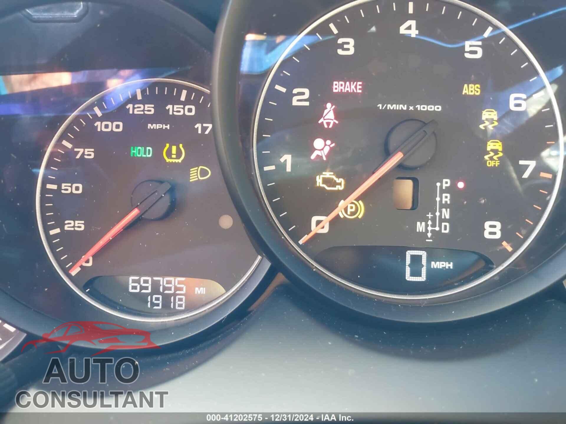 PORSCHE CAYENNE 2016 - WP1AA2A23GLA03561