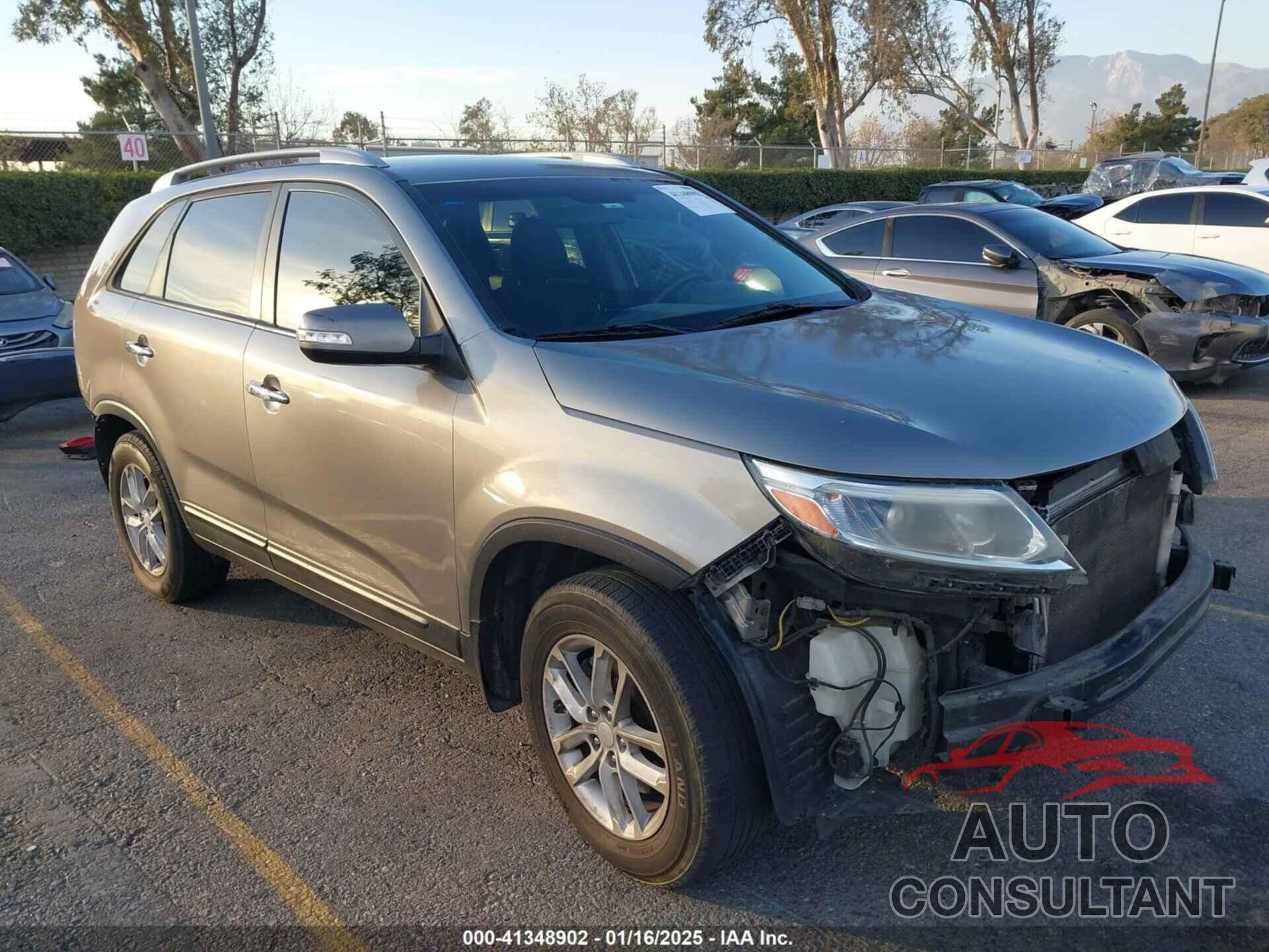 KIA SORENTO 2014 - 5XYKT4A70EG535558