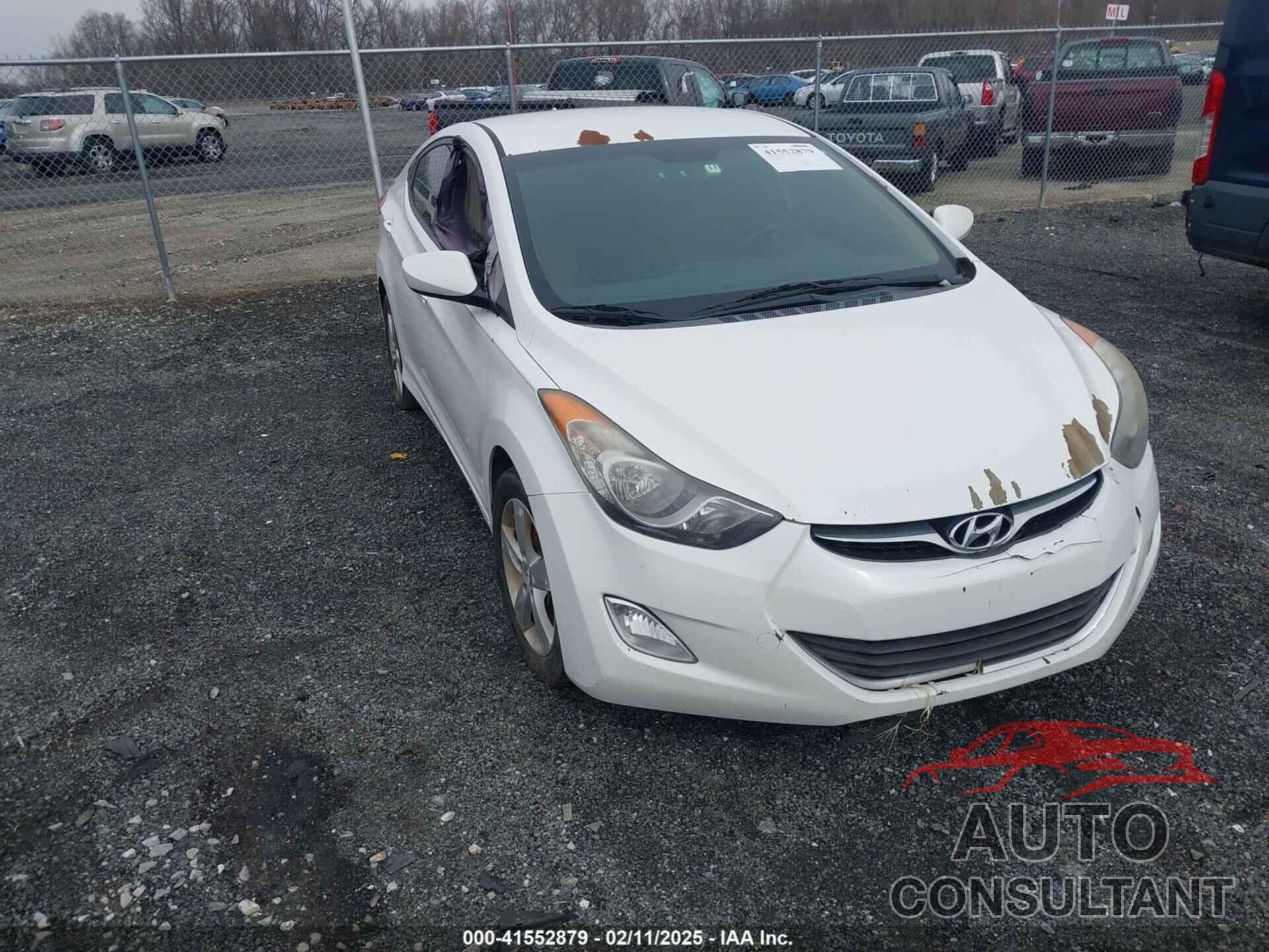 HYUNDAI ELANTRA 2013 - 5NPDH4AE5DH376326