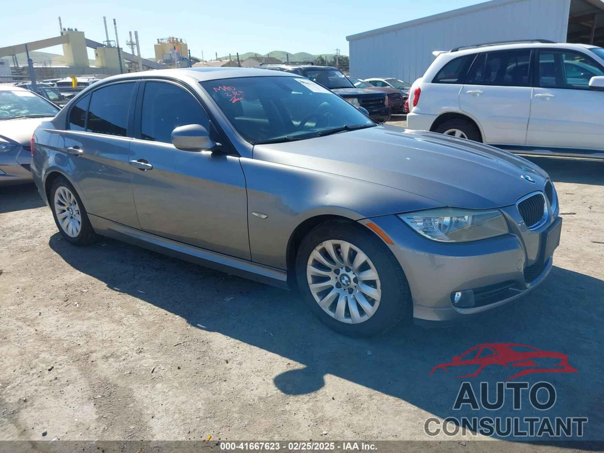 BMW 328I 2009 - WBAPH57599NL80264