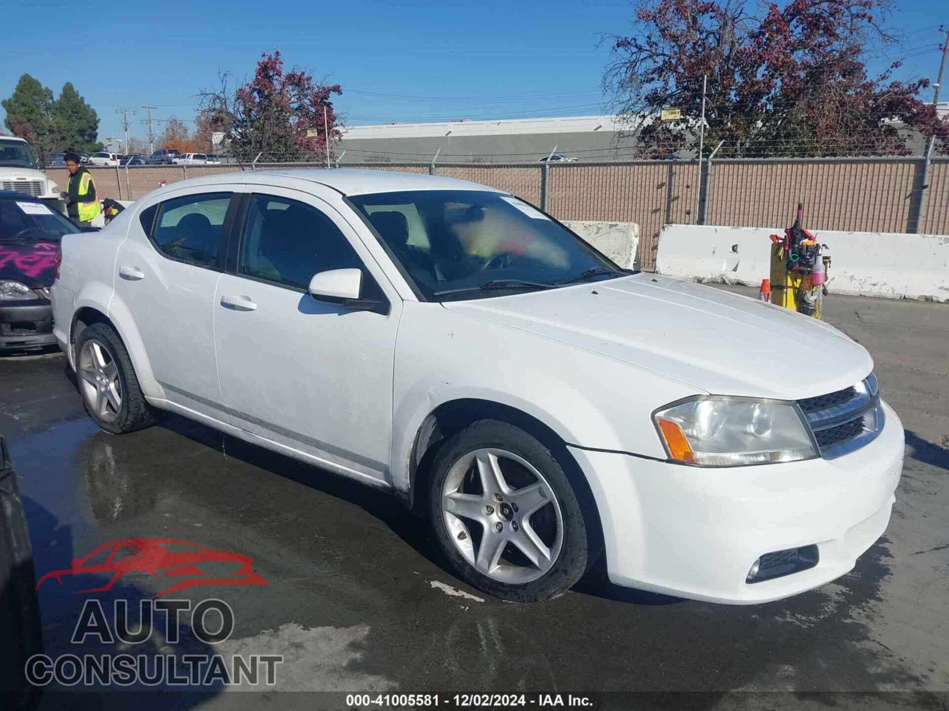 DODGE AVENGER 2013 - 1C3CDZCB8DN679936