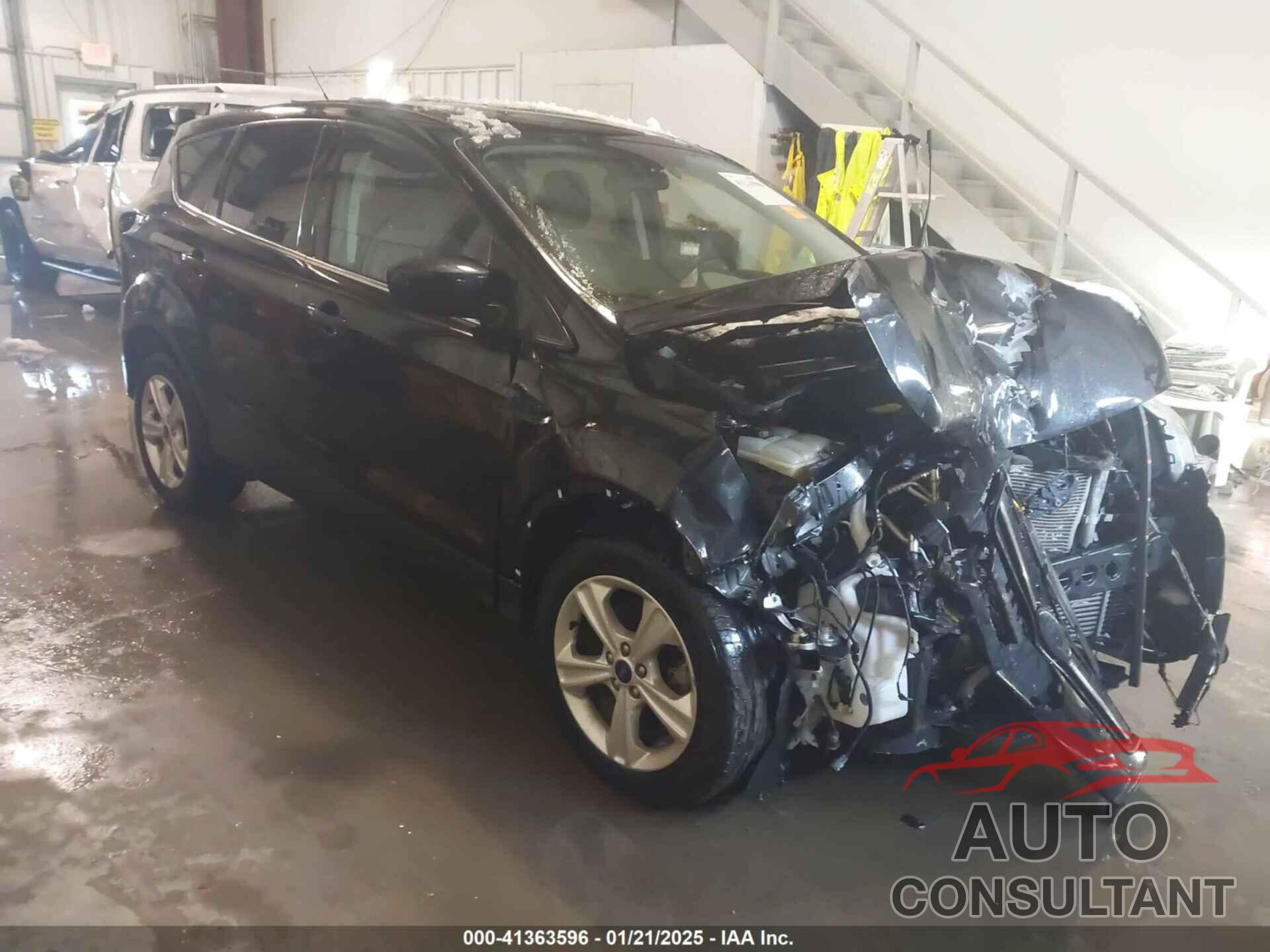 FORD ESCAPE 2015 - 1FMCU9GX6FUC22645