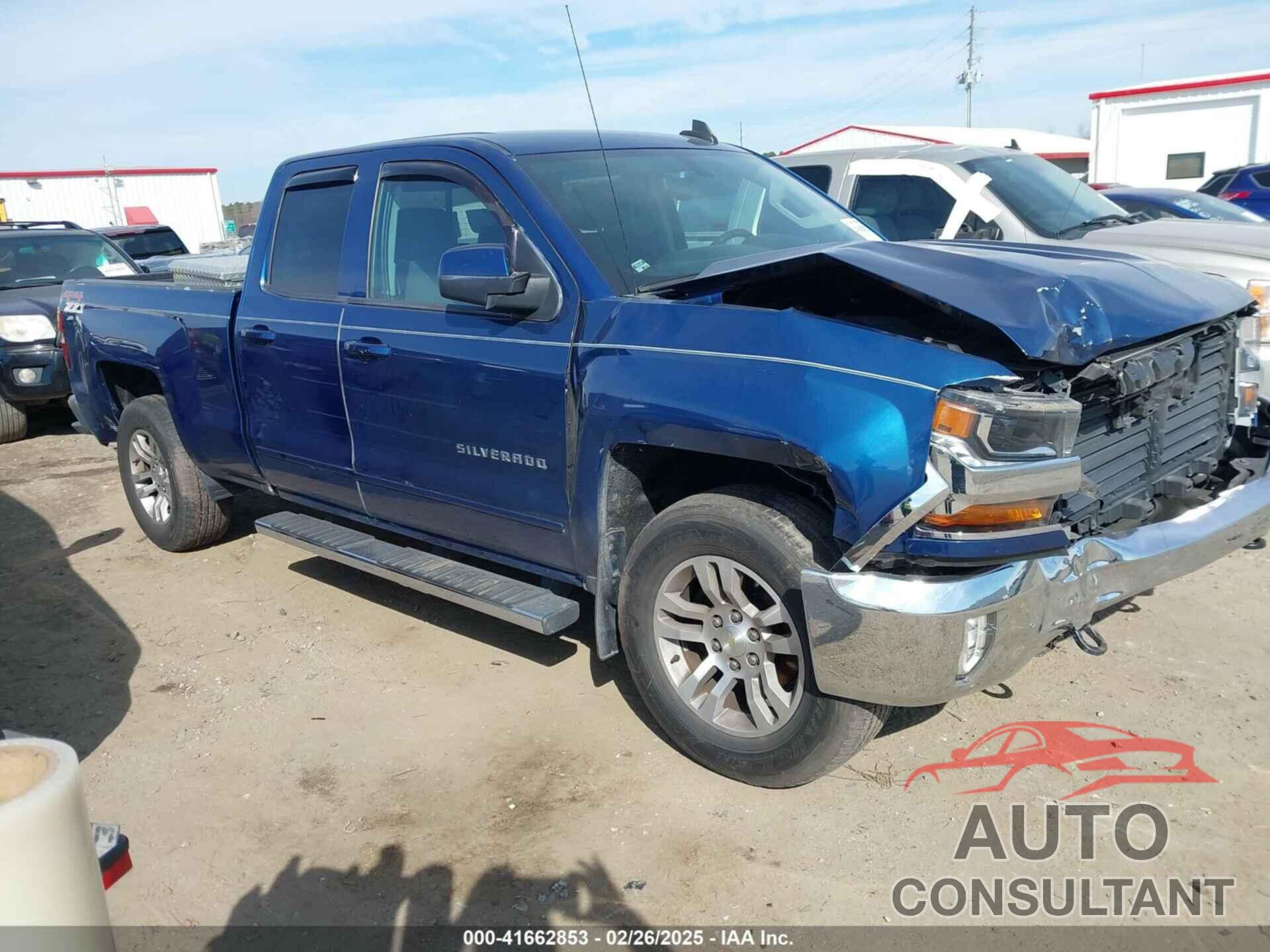 CHEVROLET SILVERADO 1500 2017 - 1GCVKREH2HZ101082