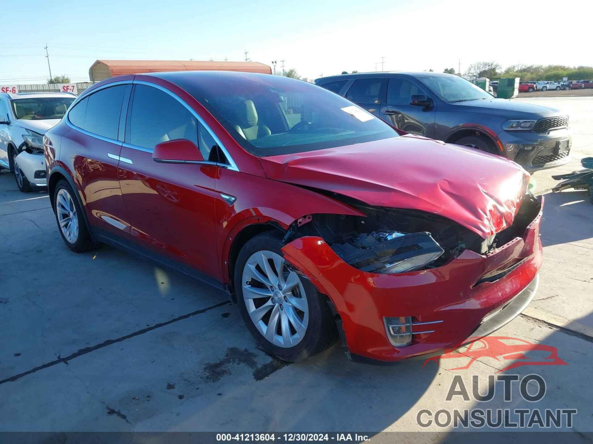 TESLA MODEL X 2016 - 5YJXCAE25GF004319