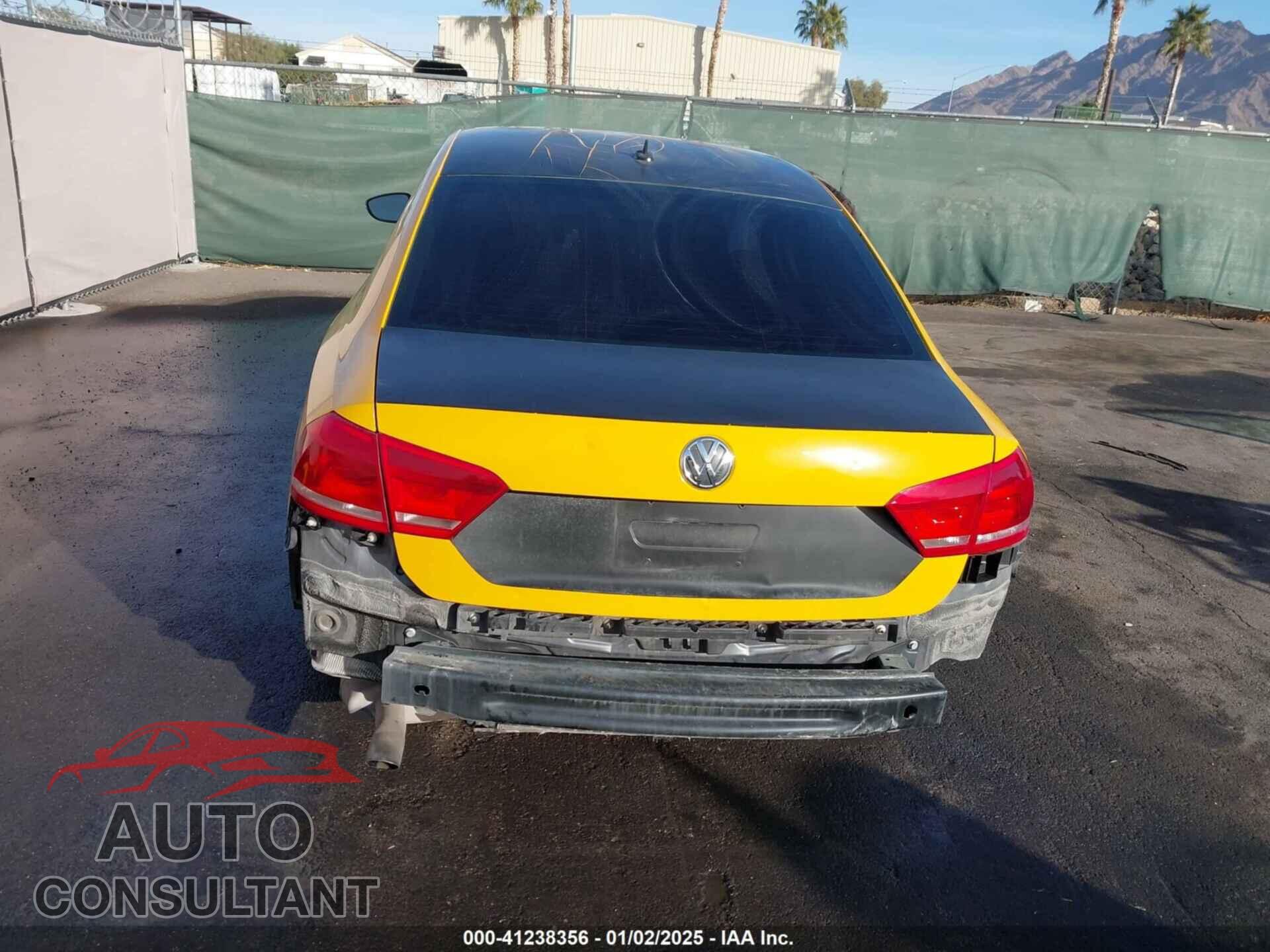 VOLKSWAGEN PASSAT 2012 - 1VWAP7A31CC054571