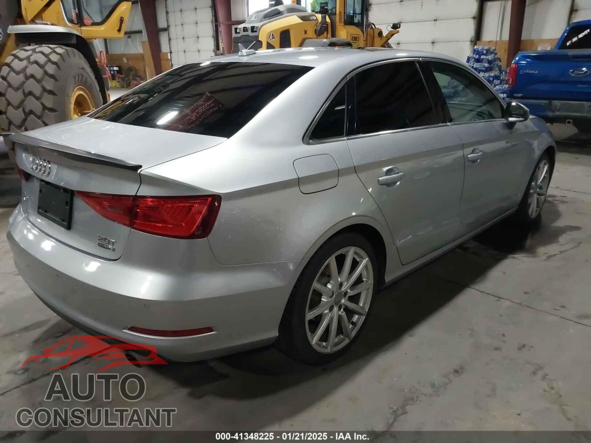 AUDI A3 2015 - WAUEFGFF8F1093410