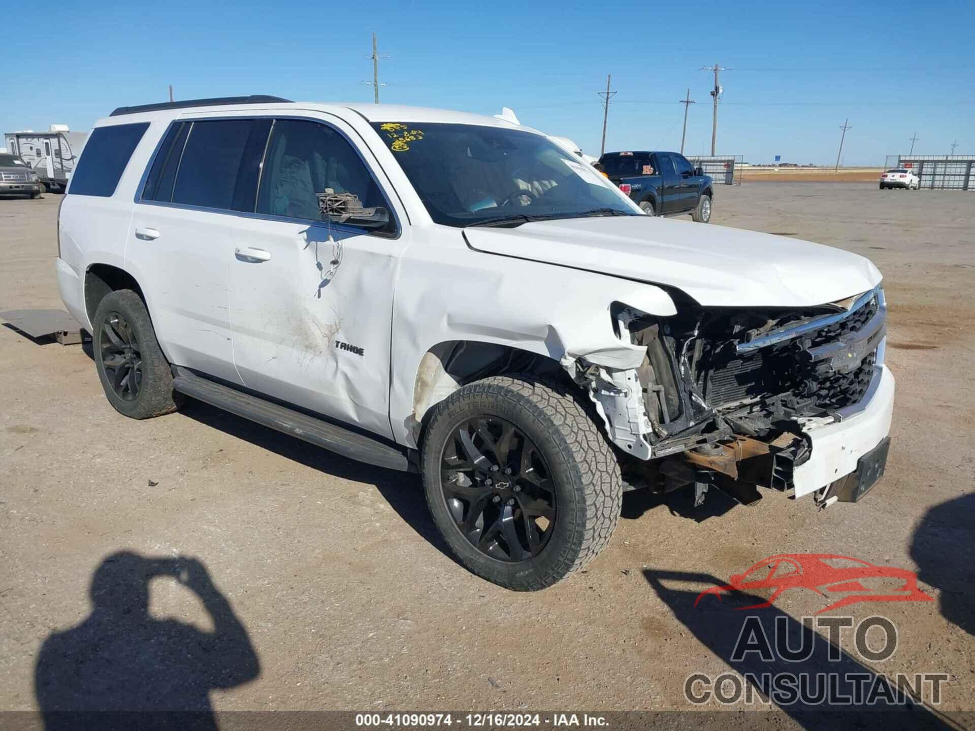 CHEVROLET TAHOE 2018 - 1GNSCBKC7JR148962