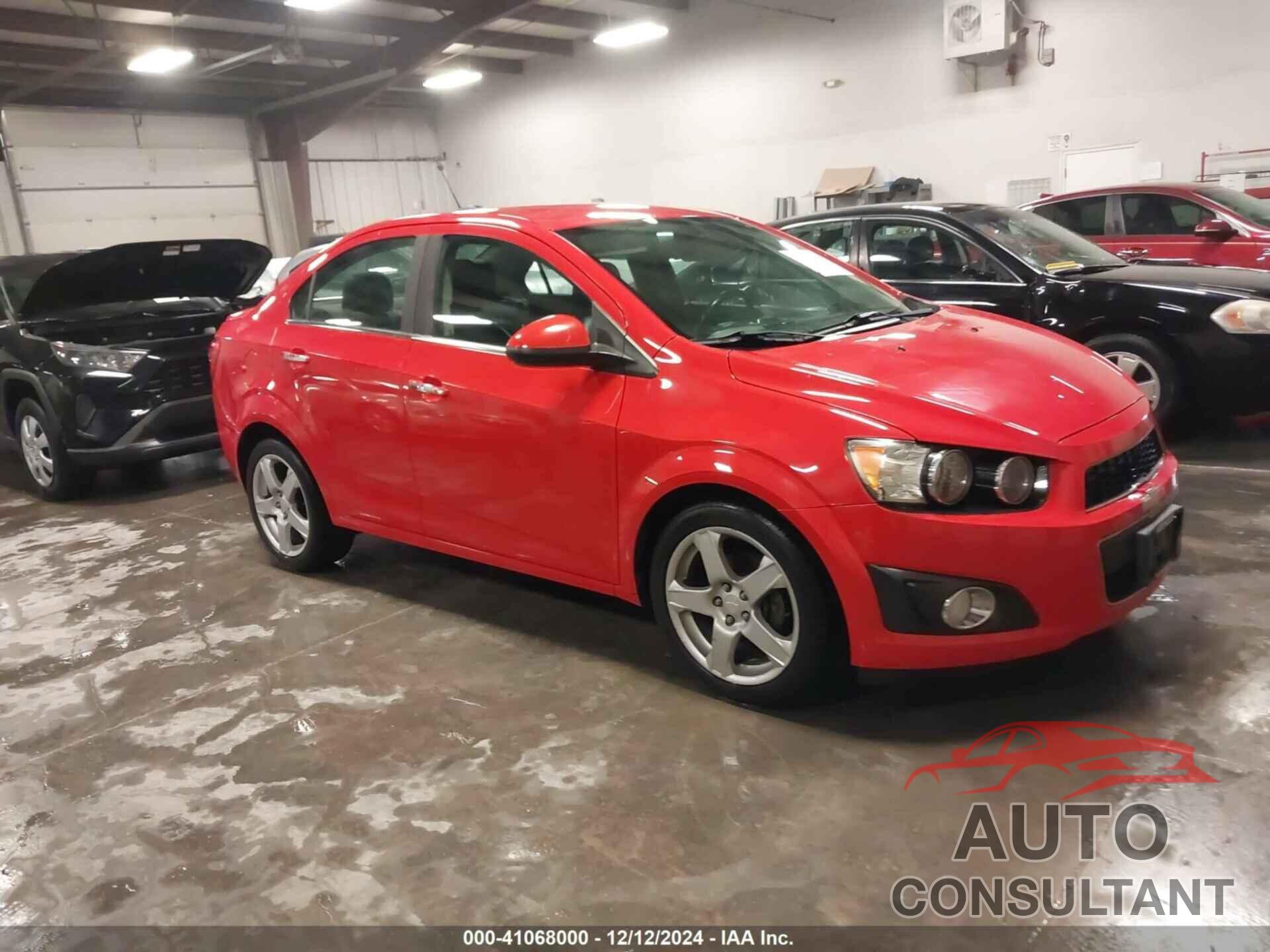 CHEVROLET SONIC 2016 - 1G1JE5SB5G4138243