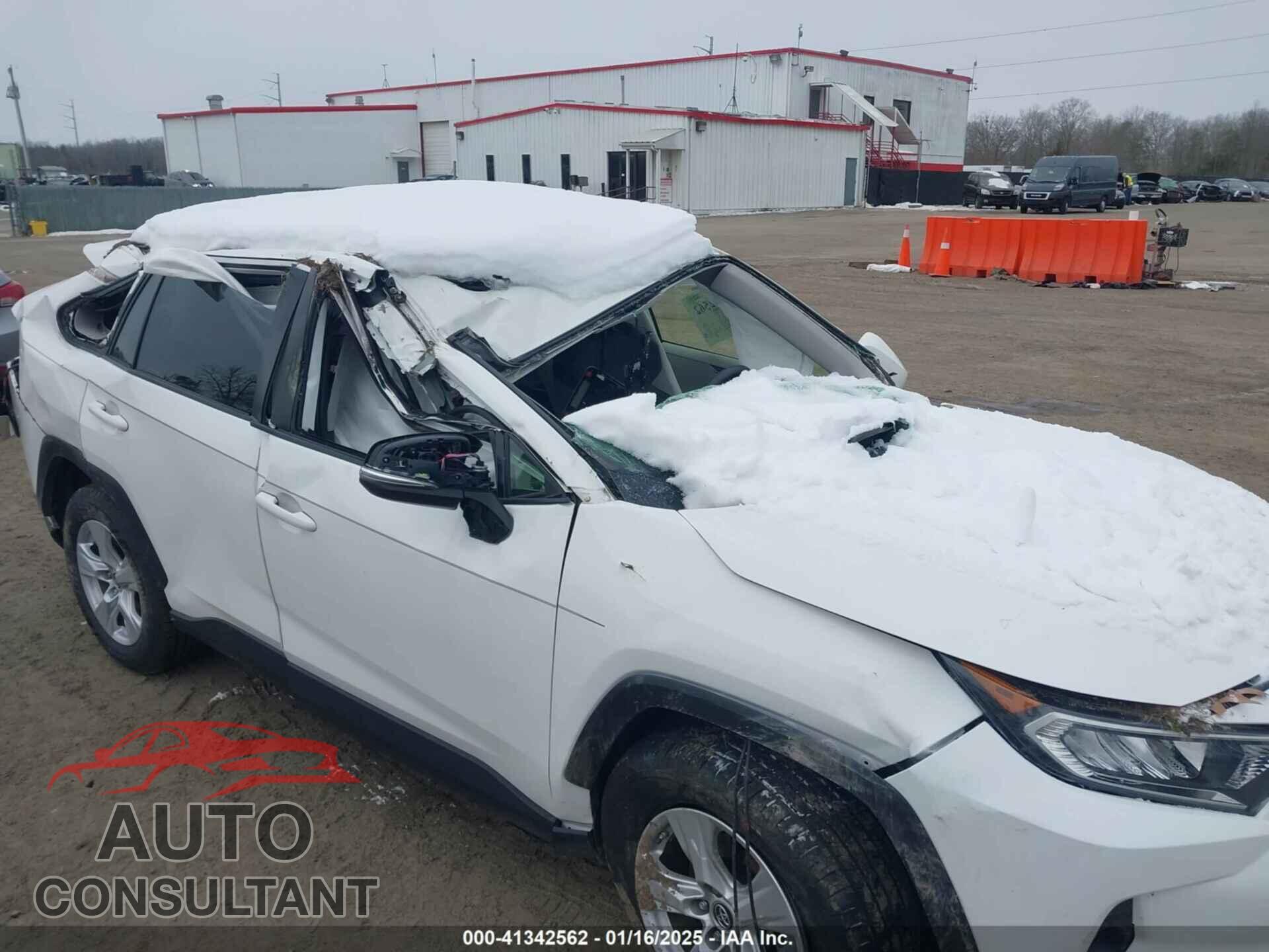 TOYOTA RAV4 2019 - JTMP1RFV5KD035891