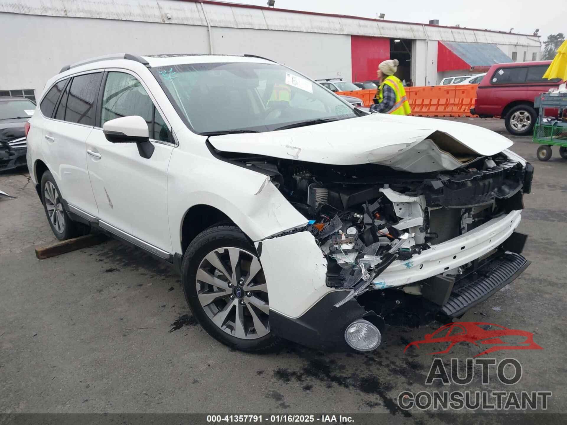 SUBARU OUTBACK 2019 - 4S4BSETC9K3304530