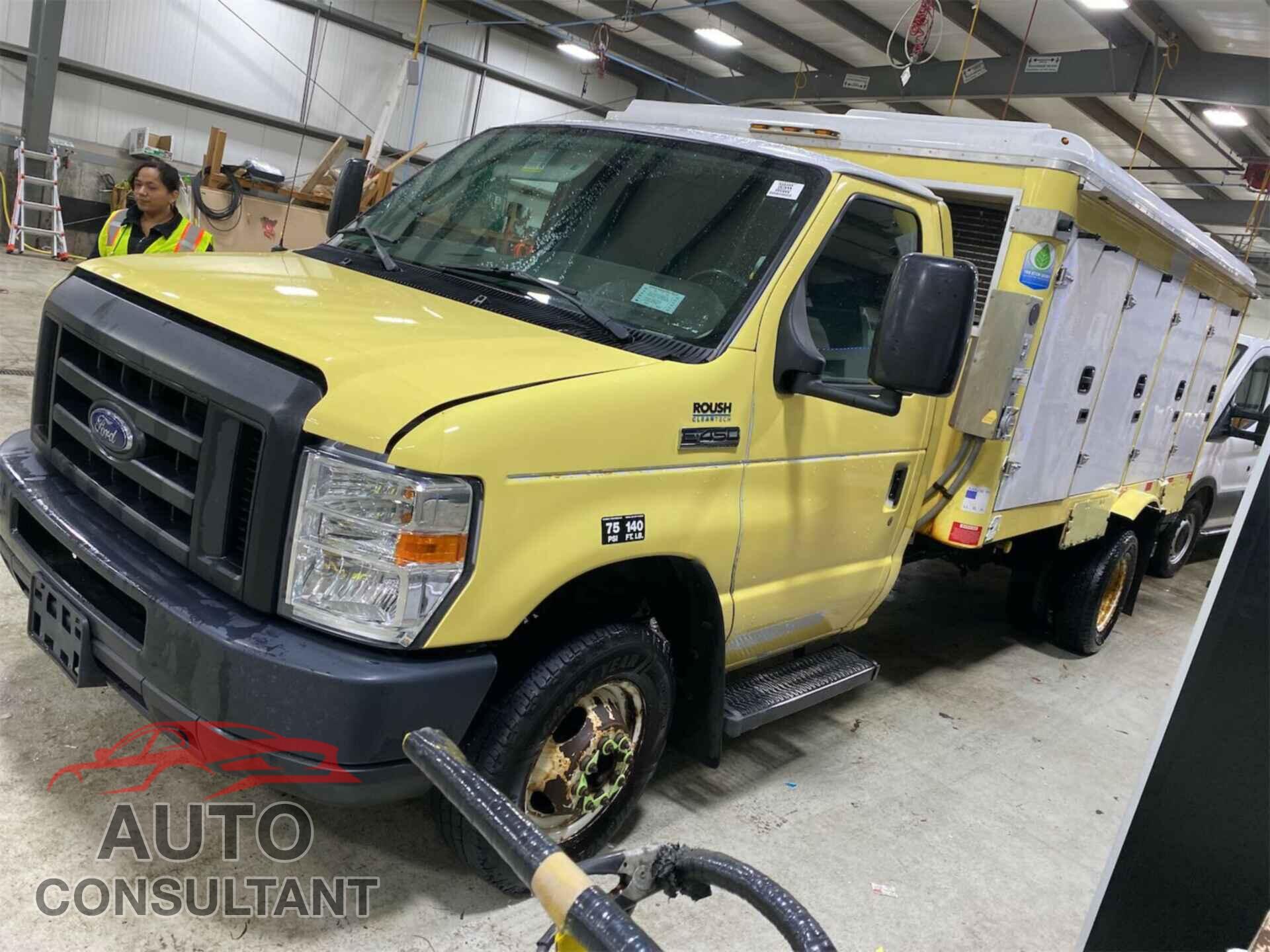 FORD ECONOLINE 2018 - 1FDXE4FS5JDC33295
