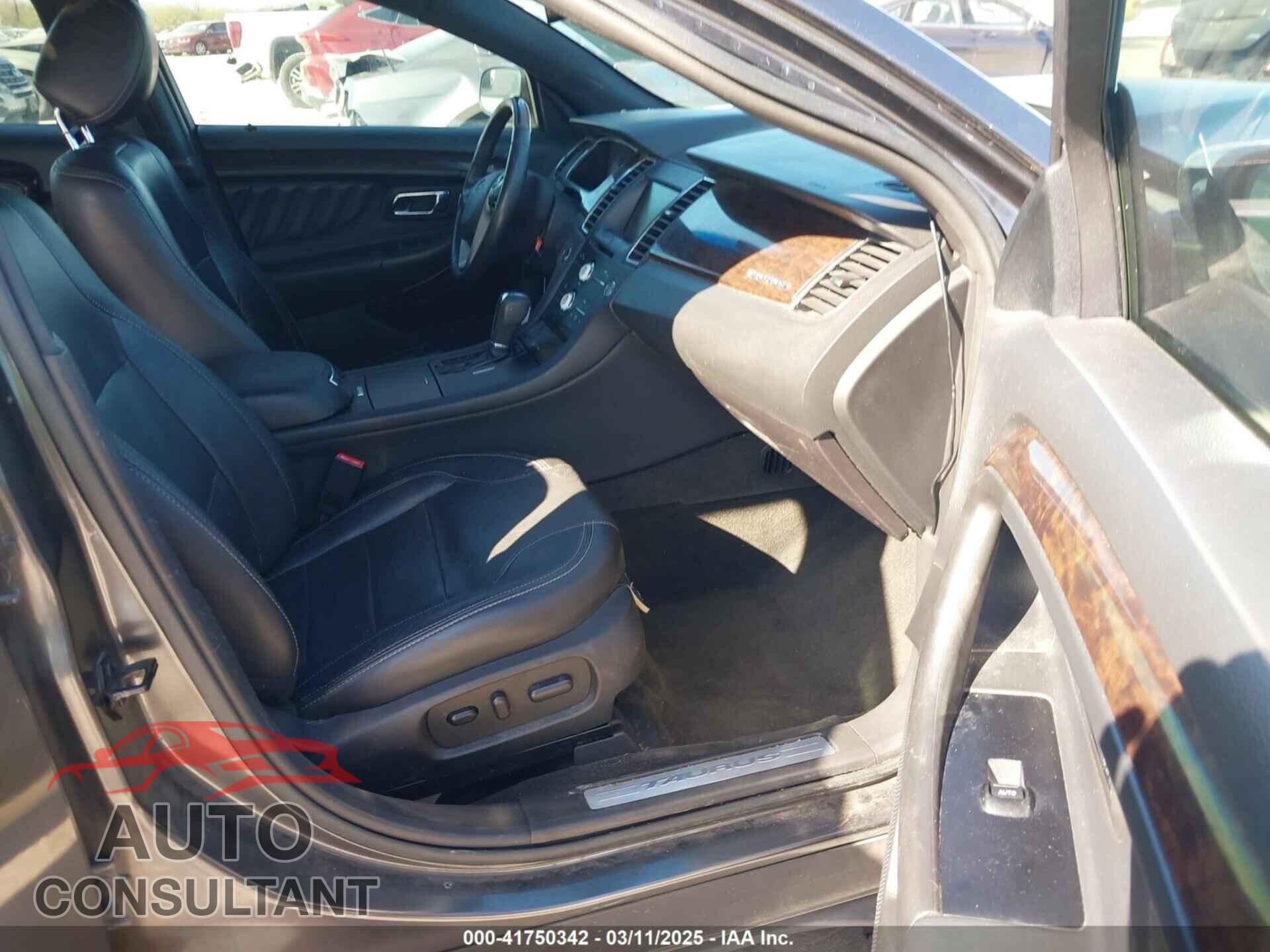 FORD TAURUS 2015 - 1FAHP2F86FG118647