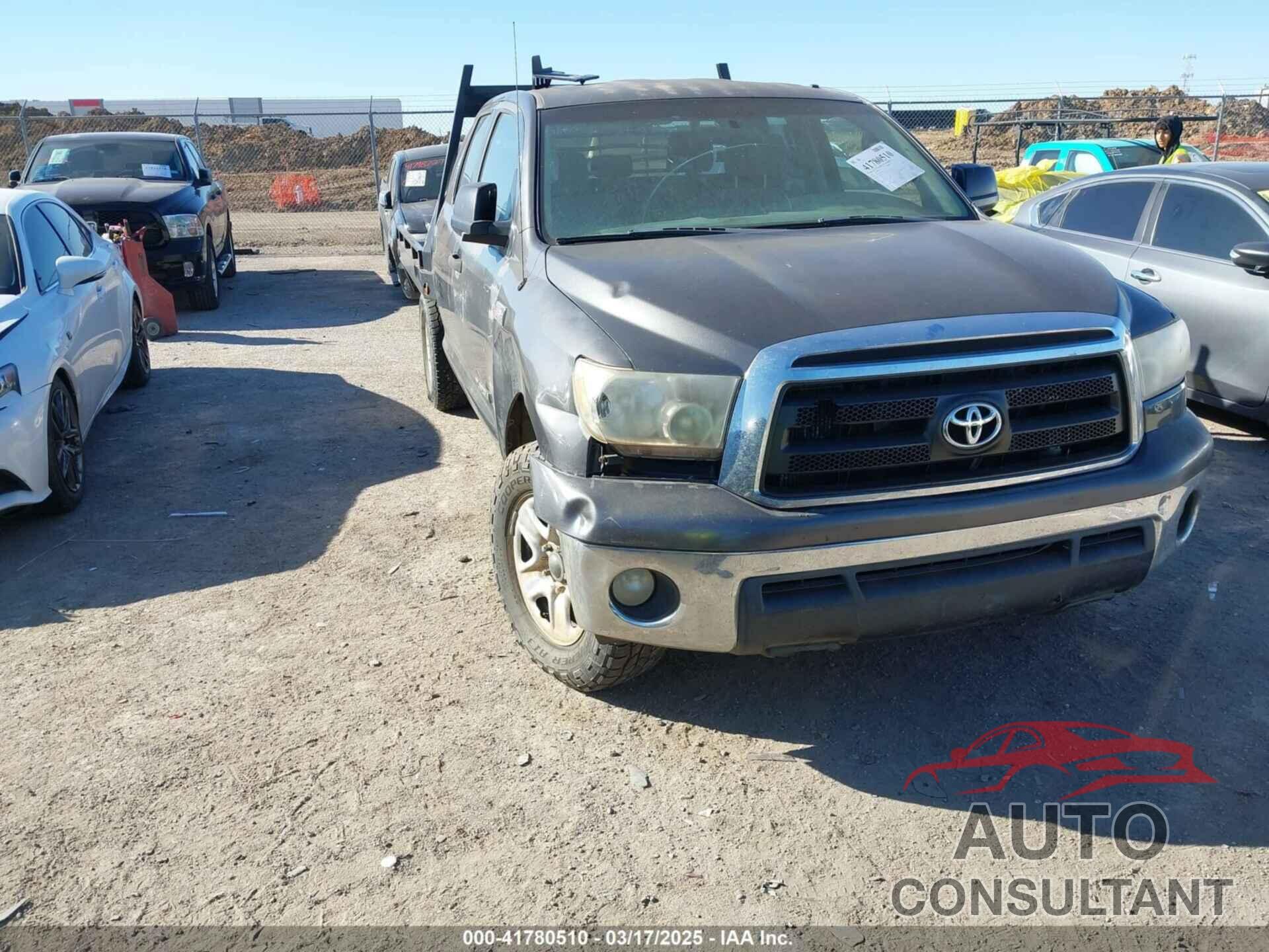 TOYOTA TUNDRA 2011 - 5TFUW5F11BX190365