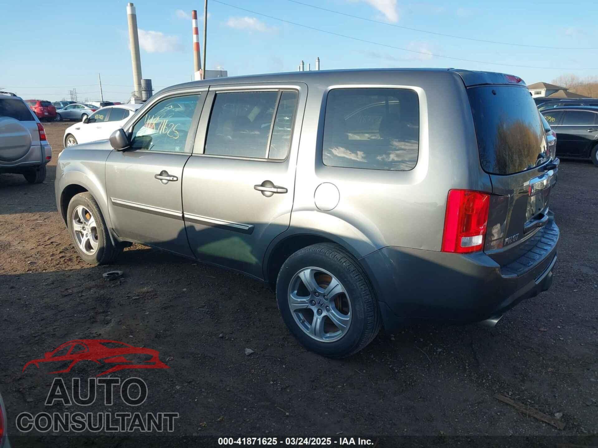 HONDA PILOT 2012 - 5FNYF4H52CB034259