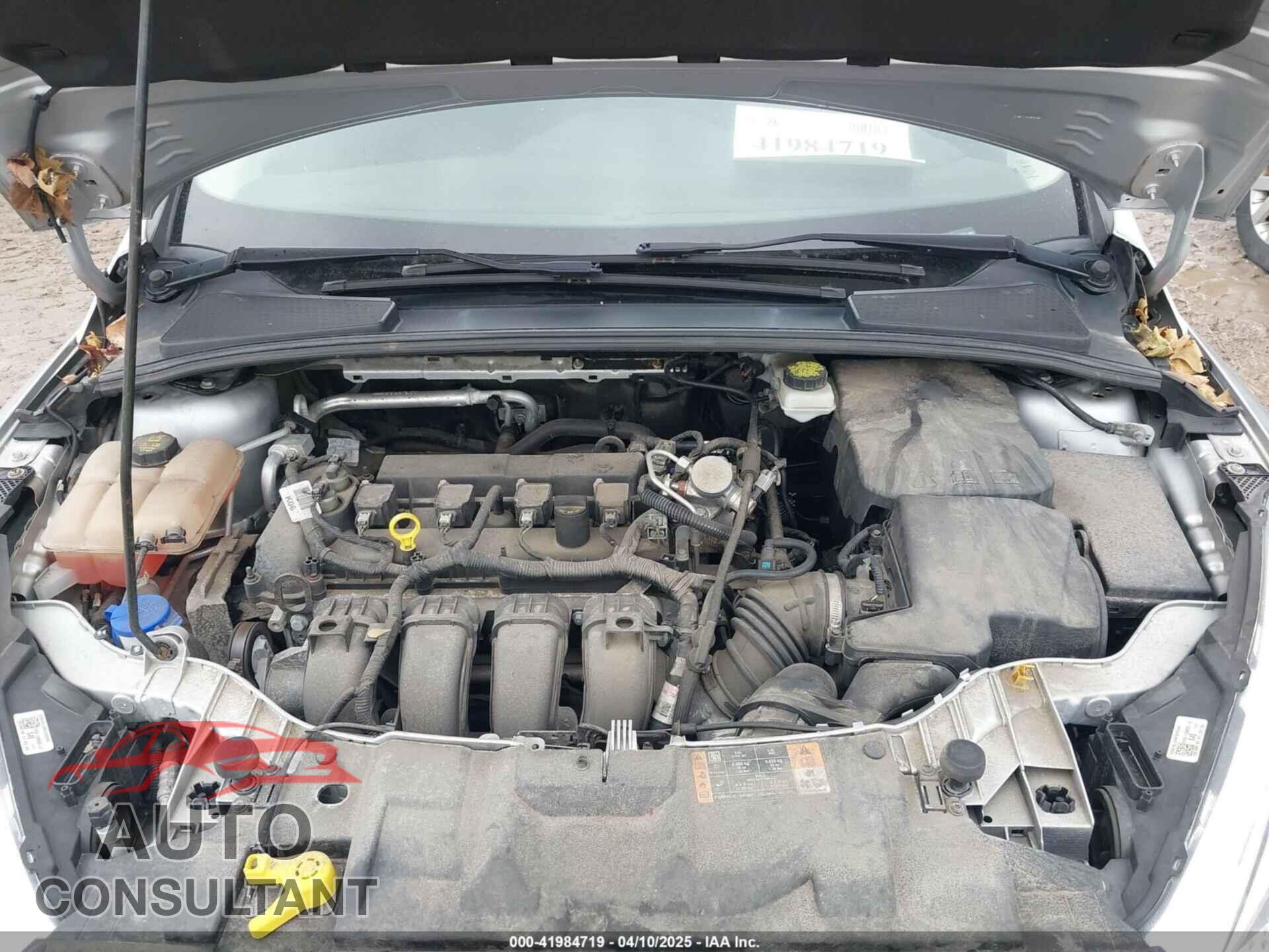 FORD FOCUS 2017 - 1FADP3K23HL218852