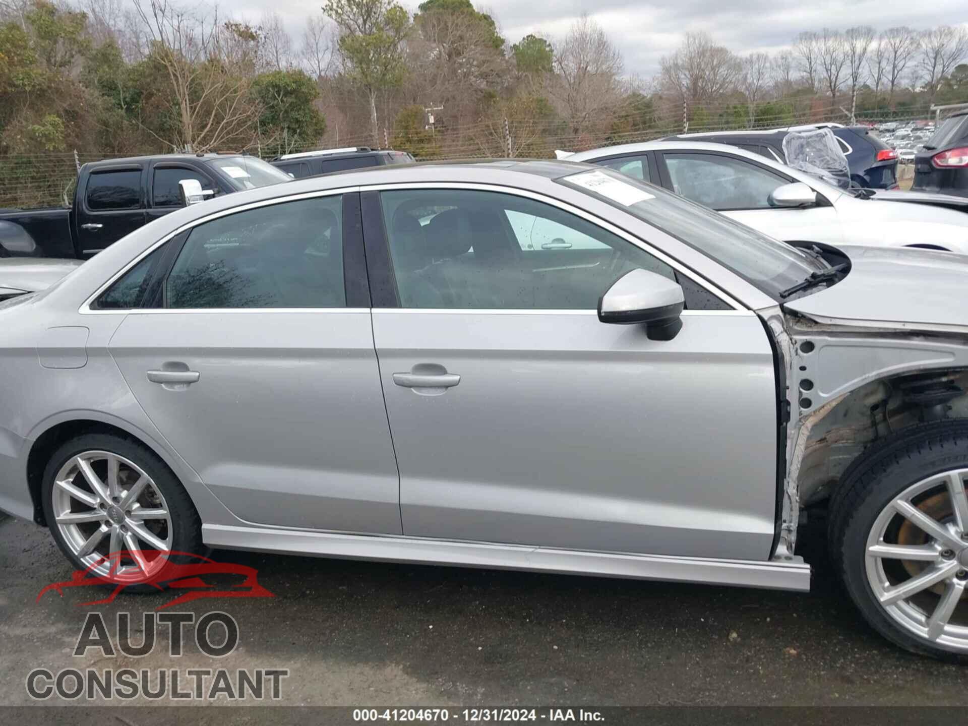 AUDI A3 2015 - WAUKFGFF1F1011679