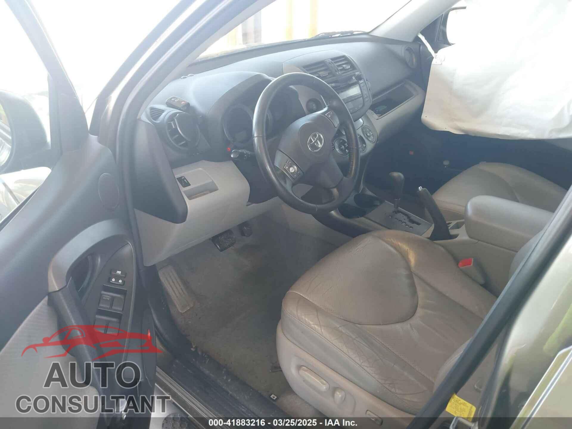 TOYOTA RAV4 2011 - 2T3DF4DV9BW128703
