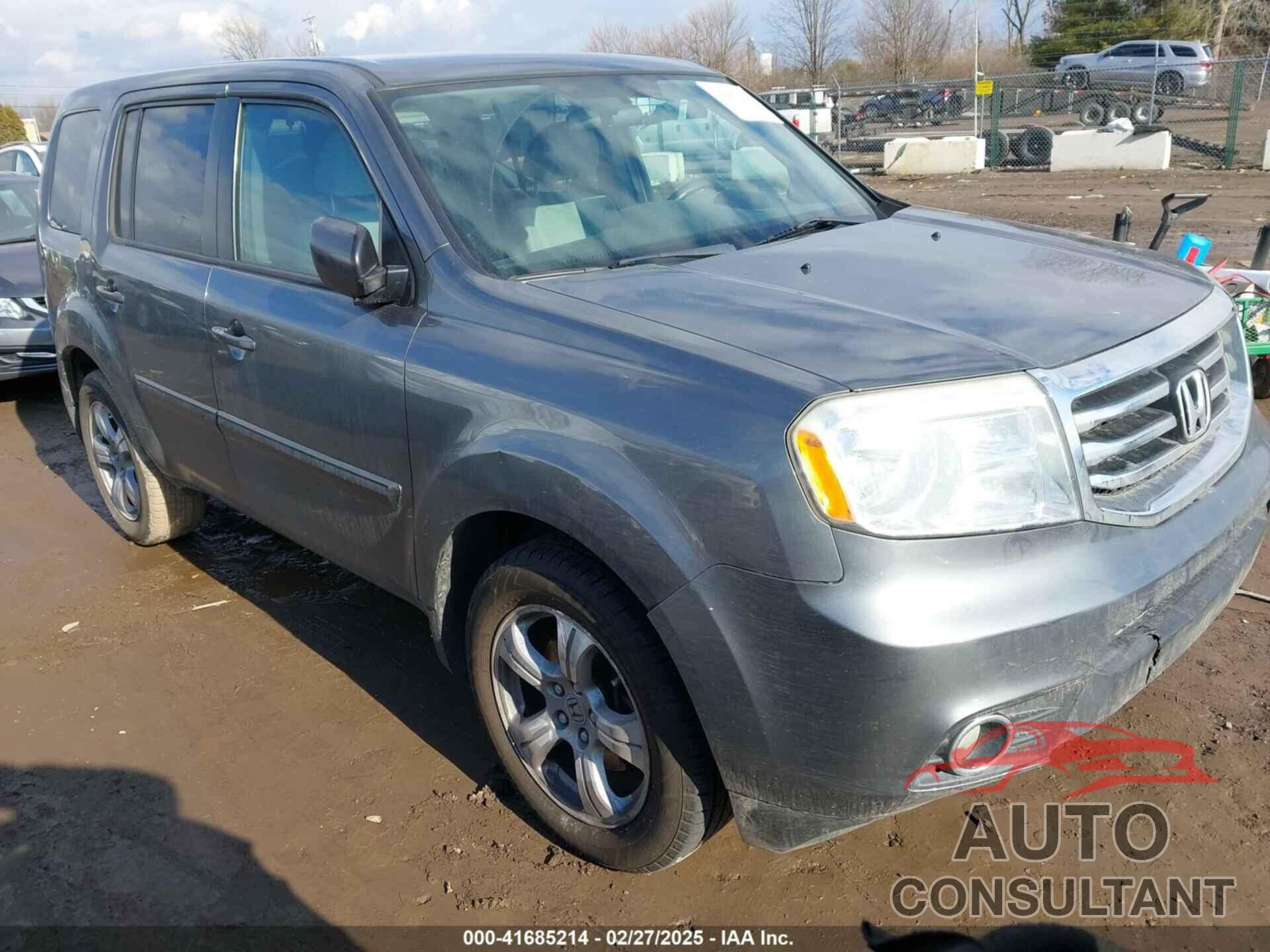 HONDA PILOT 2013 - 5FNYF4H40DB077104