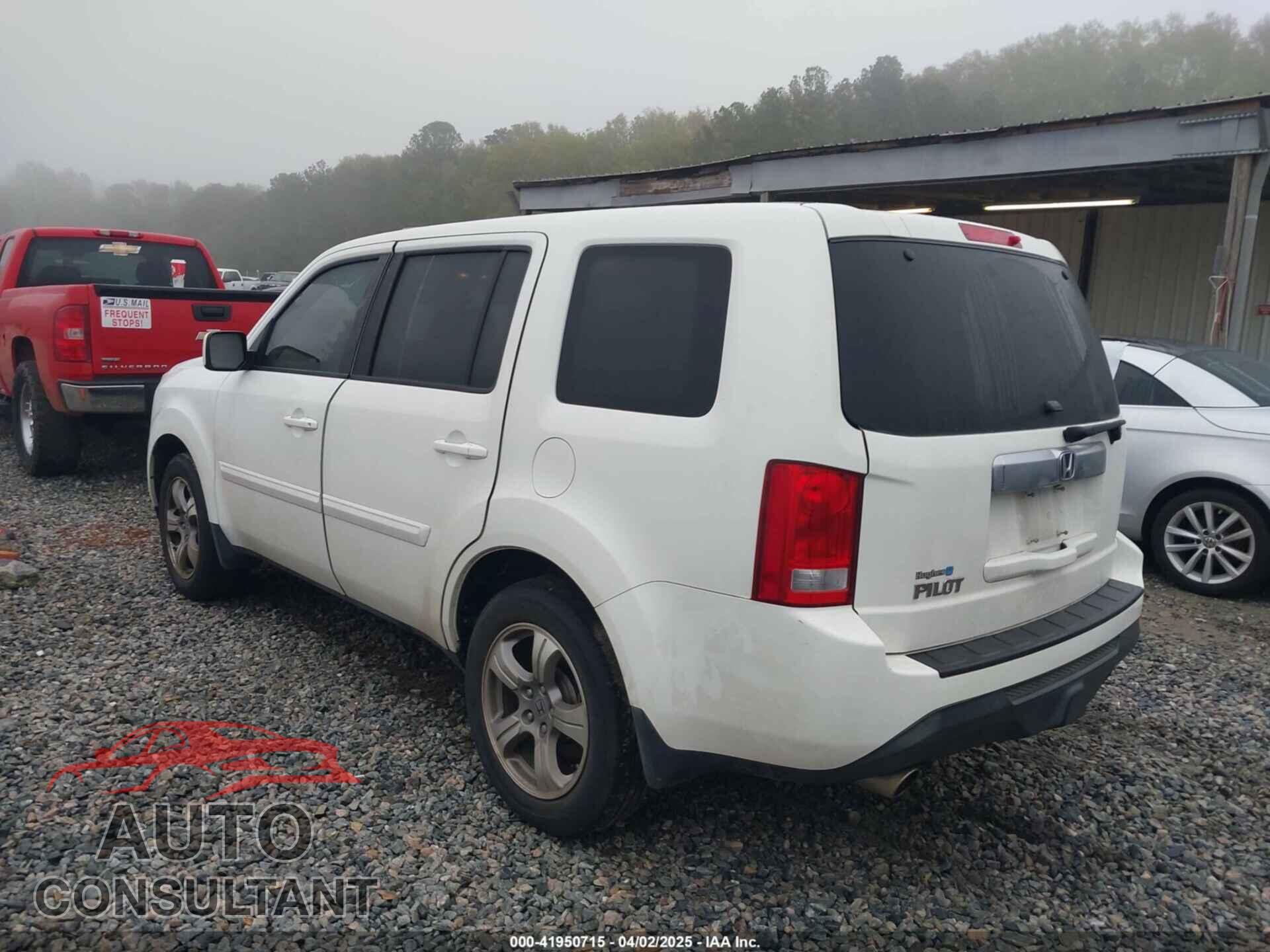 HONDA PILOT 2013 - 5FNYF3H59DB016045