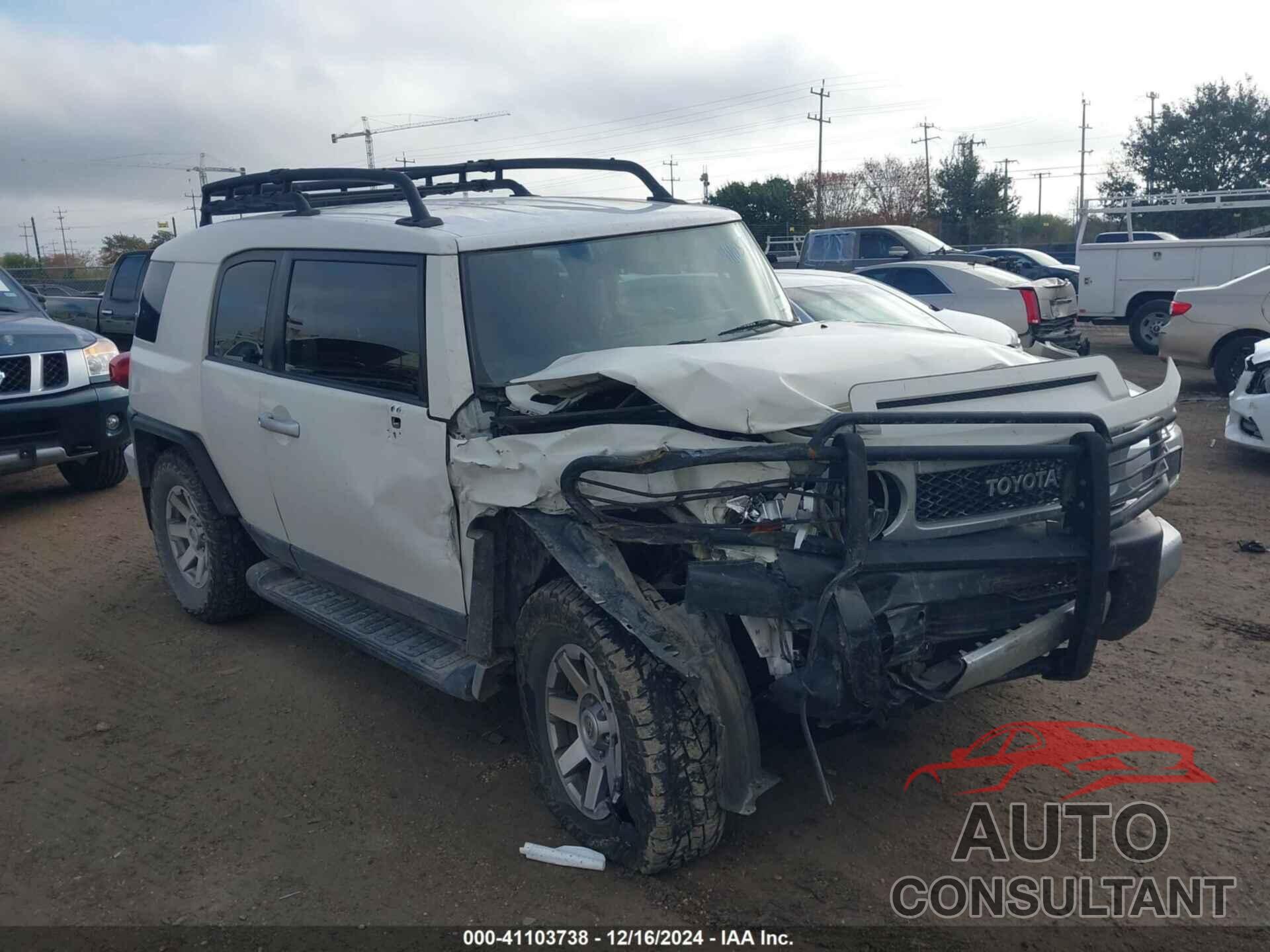 TOYOTA FJ CRUISER 2014 - JTEZU4BF0EK013939