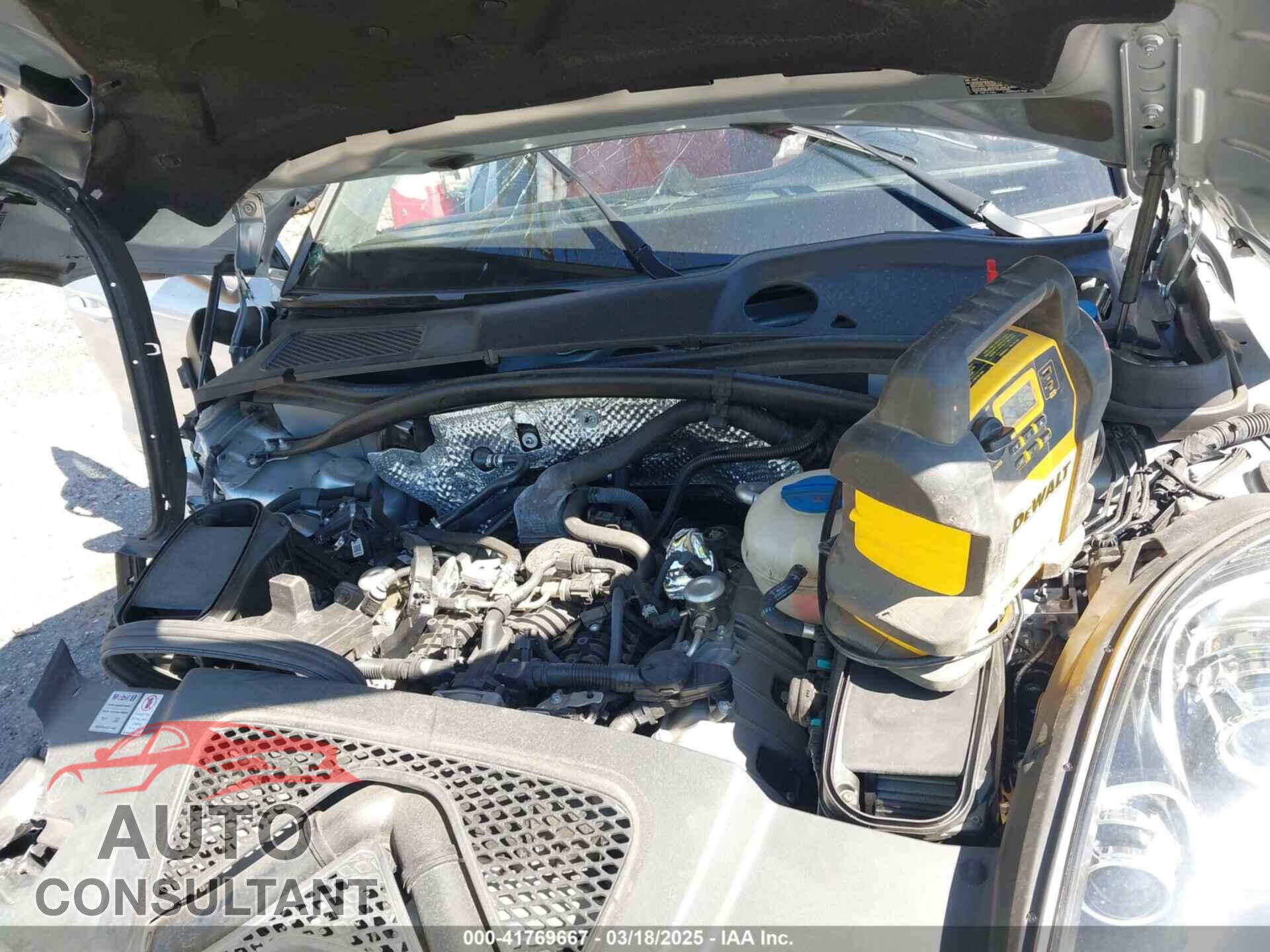 PORSCHE MACAN 2018 - WP1AF2A59JLB71191